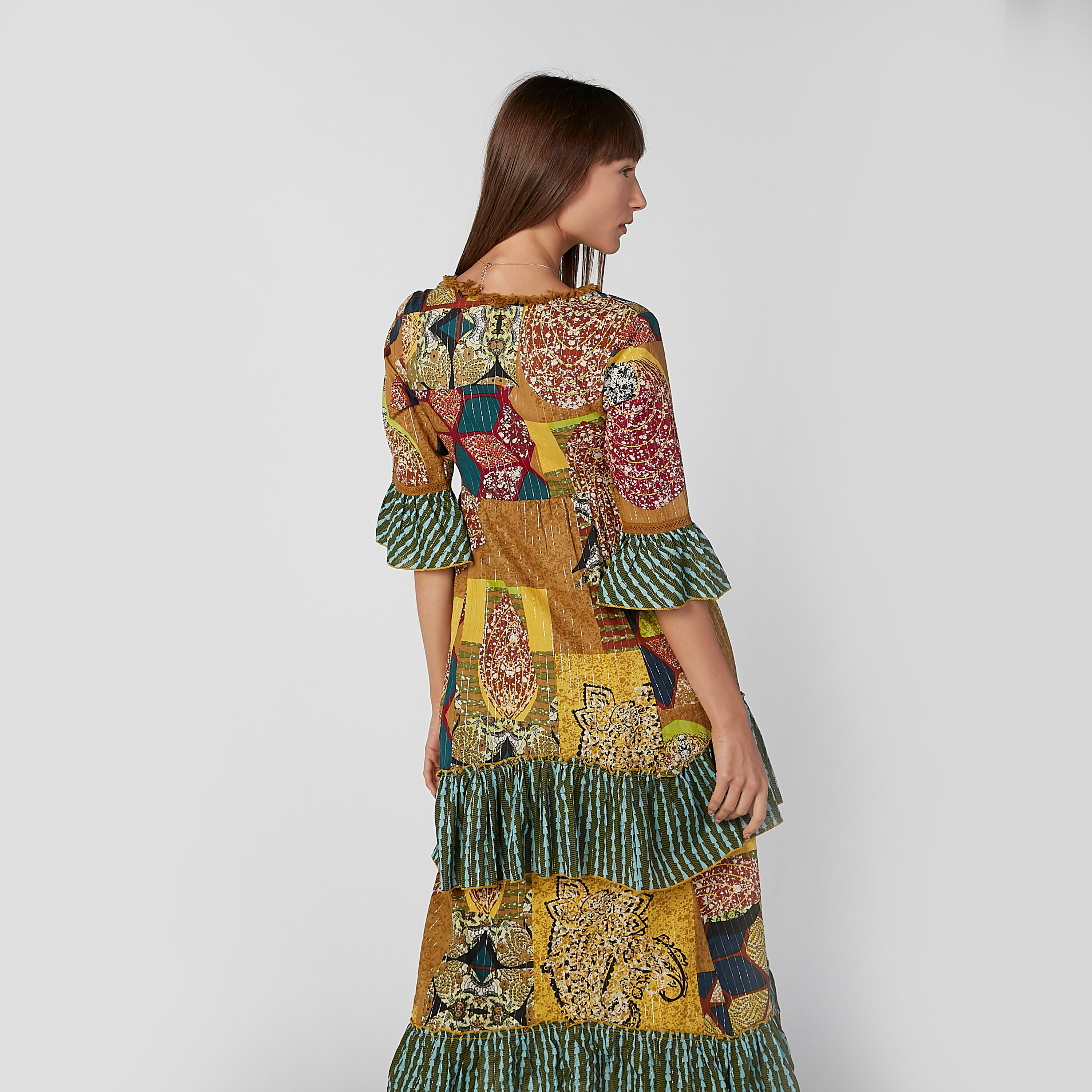فستان ميدي إيه لاين بياقة V وأكمام واسعة وطبعات-women-clothing-dresses-image-5