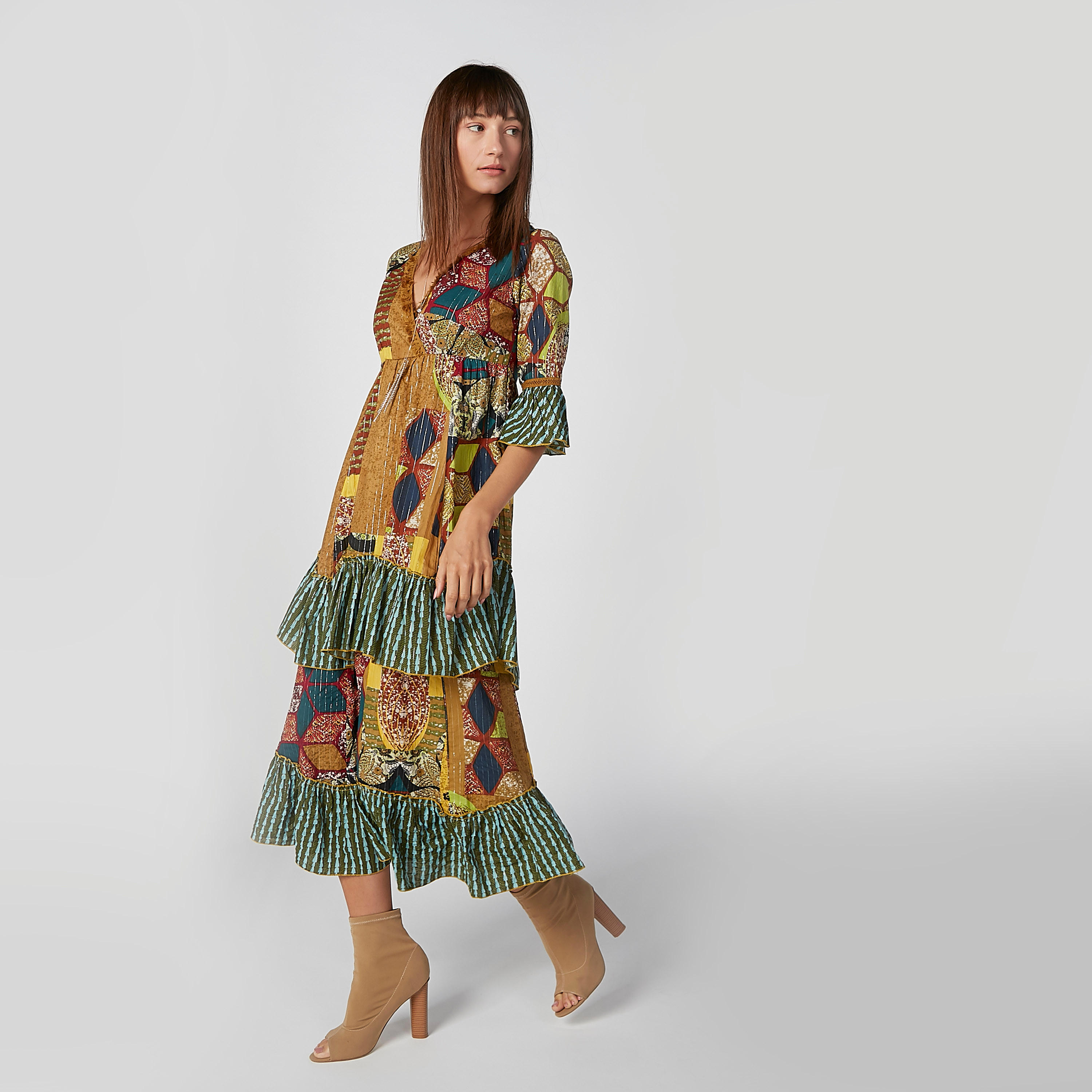 فستان ميدي إيه لاين بياقة V وأكمام واسعة وطبعات-women-clothing-dresses-image-6