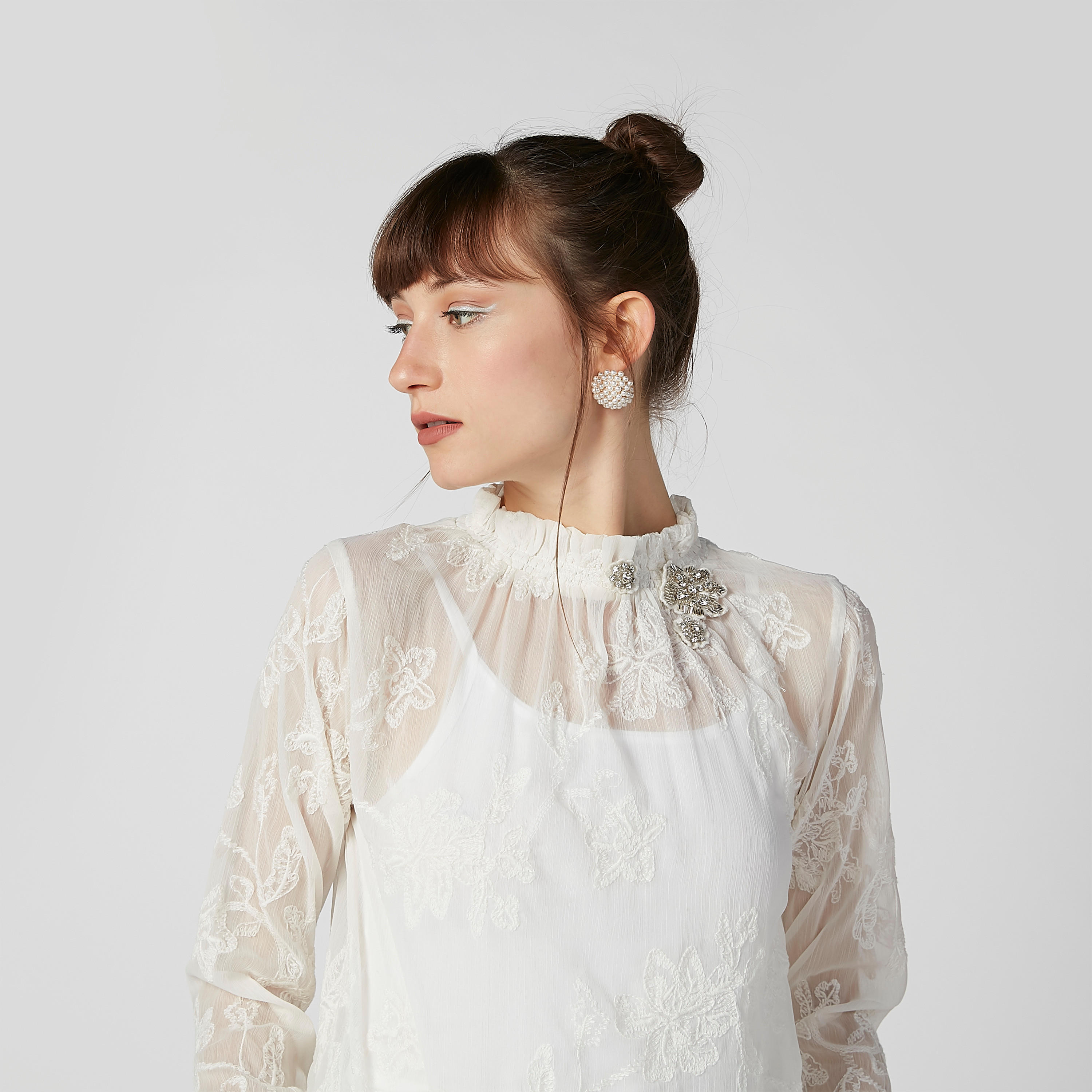 بلوزة بارزة الملمس بياقة عالية وأكمام طويلة-women-clothing-shirtsandblouses-blouses-image-2