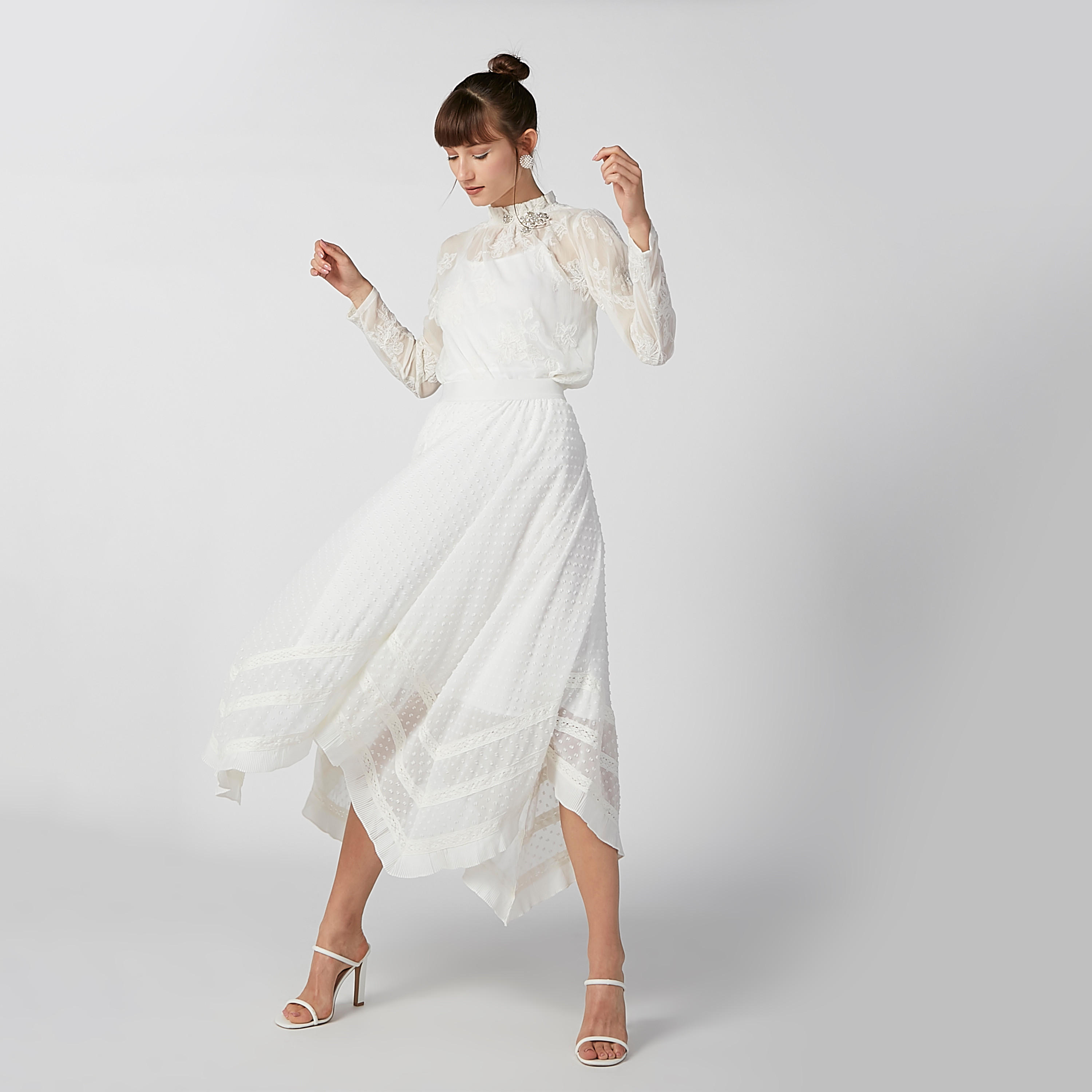 بلوزة بارزة الملمس بياقة عالية وأكمام طويلة-women-clothing-shirtsandblouses-blouses-image-3