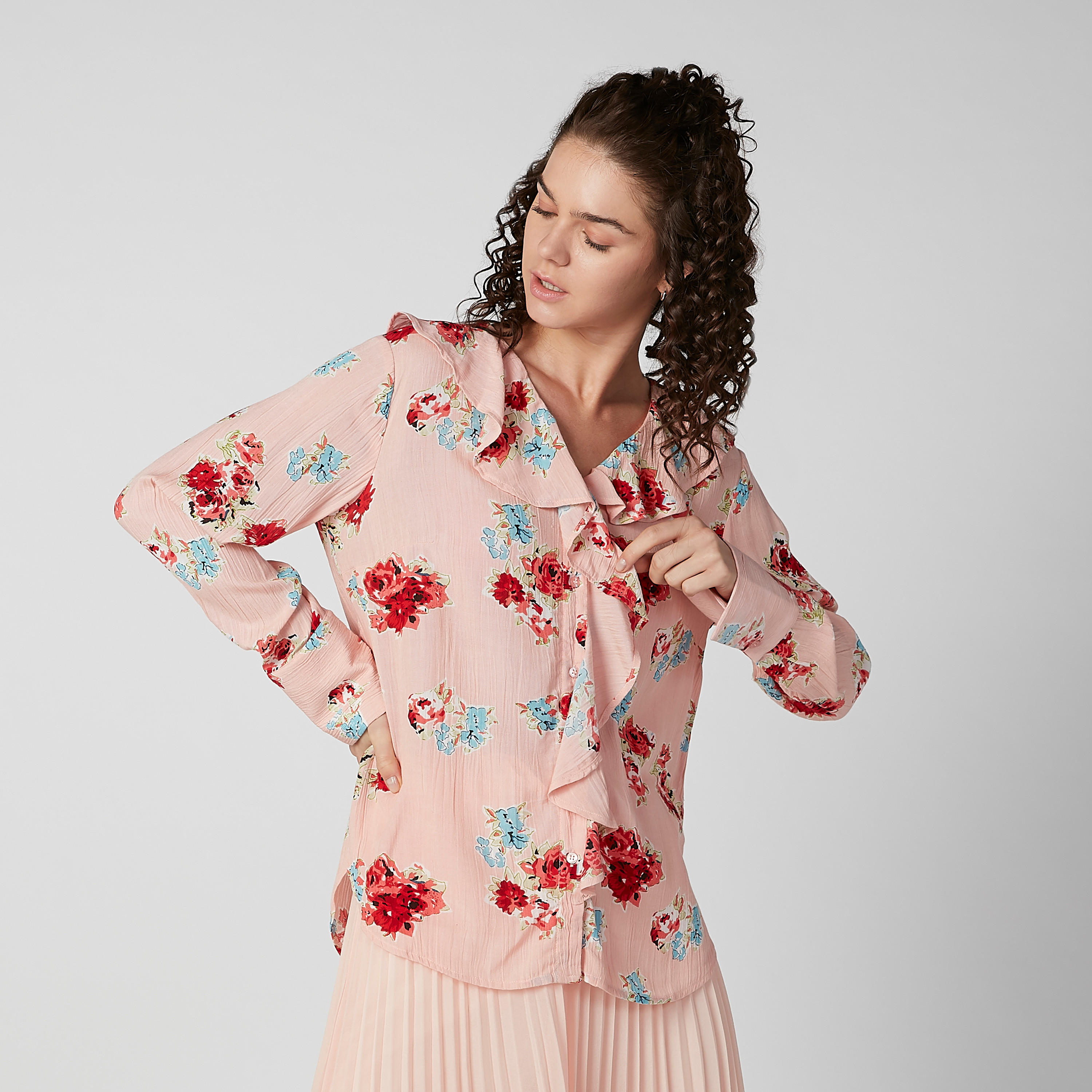 قميص بياقة V وأكمام طويلة وطبعات زهرية-women-clothing-shirtsandblouses-shirts-image-2
