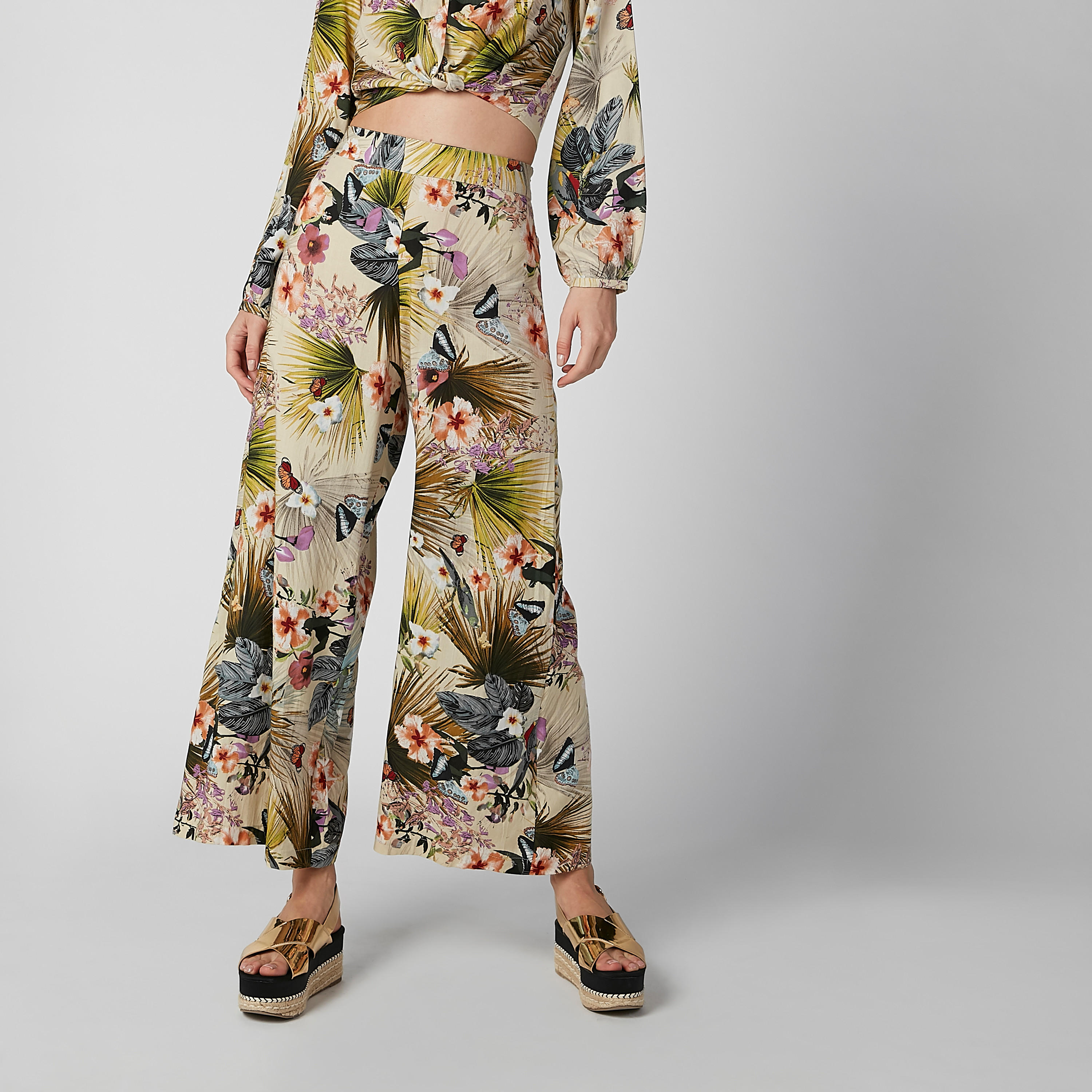 بنطلون بالازو بخصر مطّاطي متوسط الارتفاع وطبعات-women-clothing-bottoms-trousers-image-1