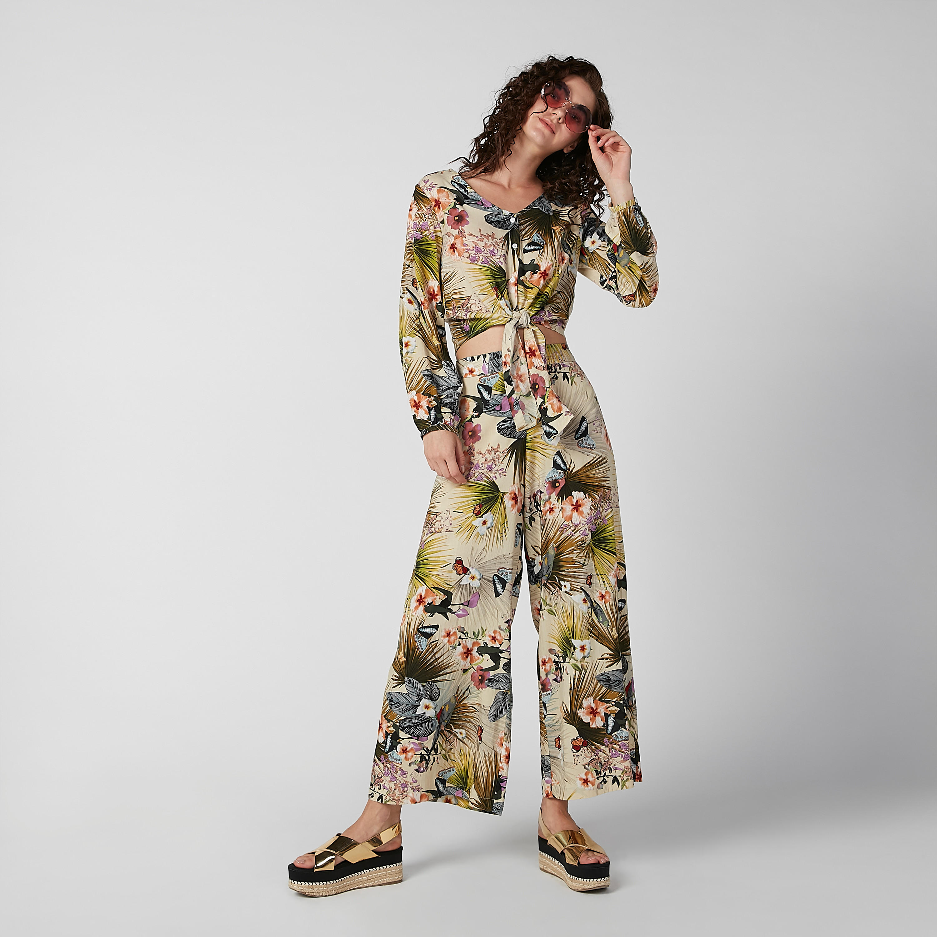 بنطلون بالازو بخصر مطّاطي متوسط الارتفاع وطبعات-women-clothing-bottoms-trousers-image-3