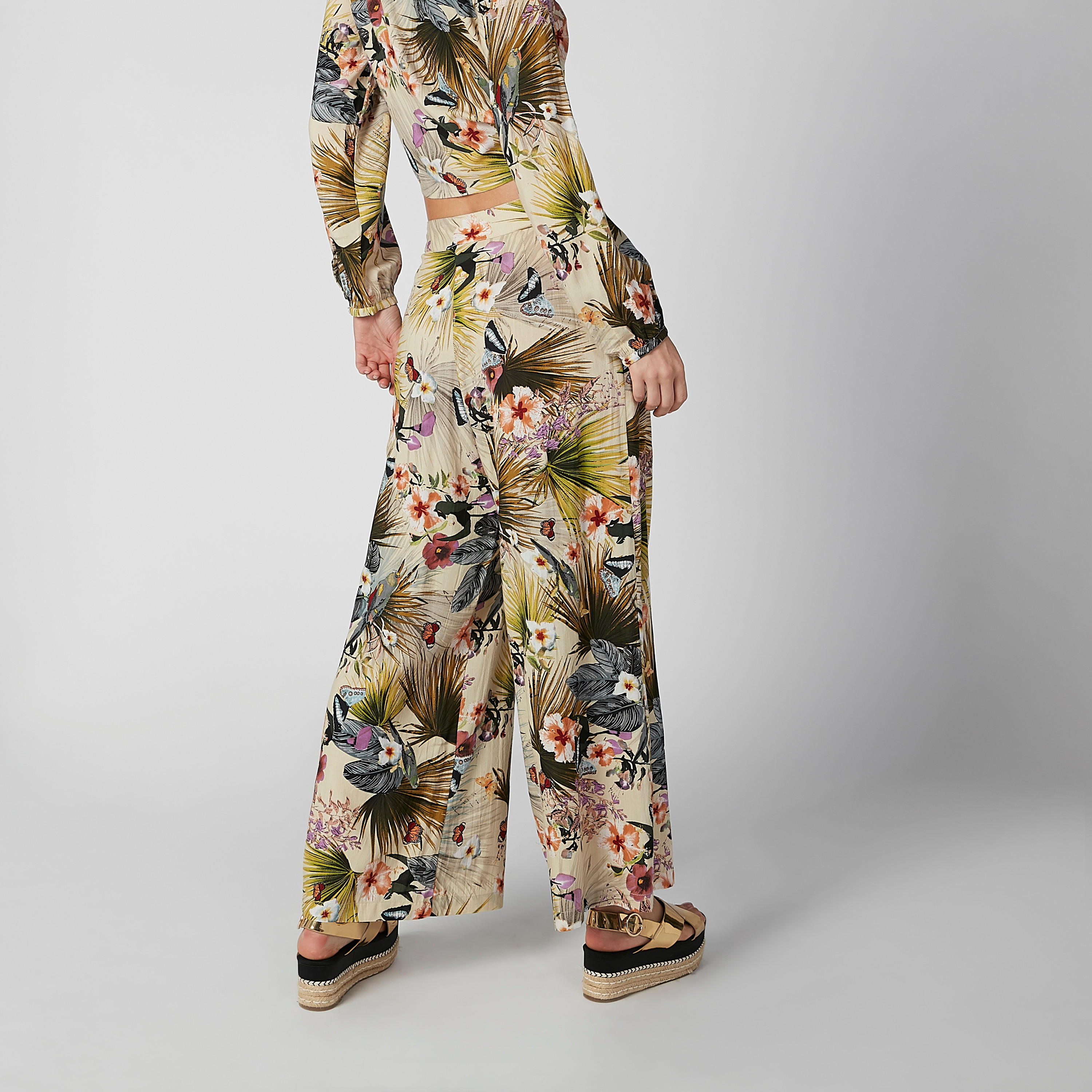 بنطلون بالازو بخصر مطّاطي متوسط الارتفاع وطبعات-women-clothing-bottoms-trousers-image-4