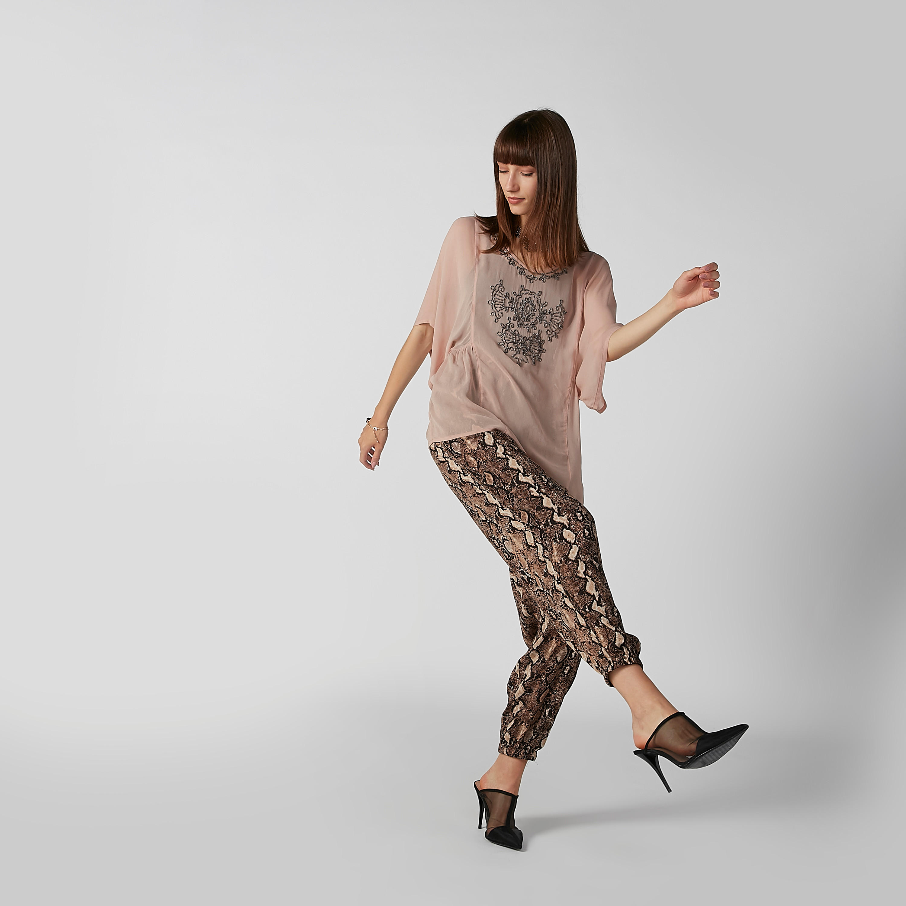 بنطلون بخصر مرن وجيوب-women-clothing-bottoms-trousers-image-2