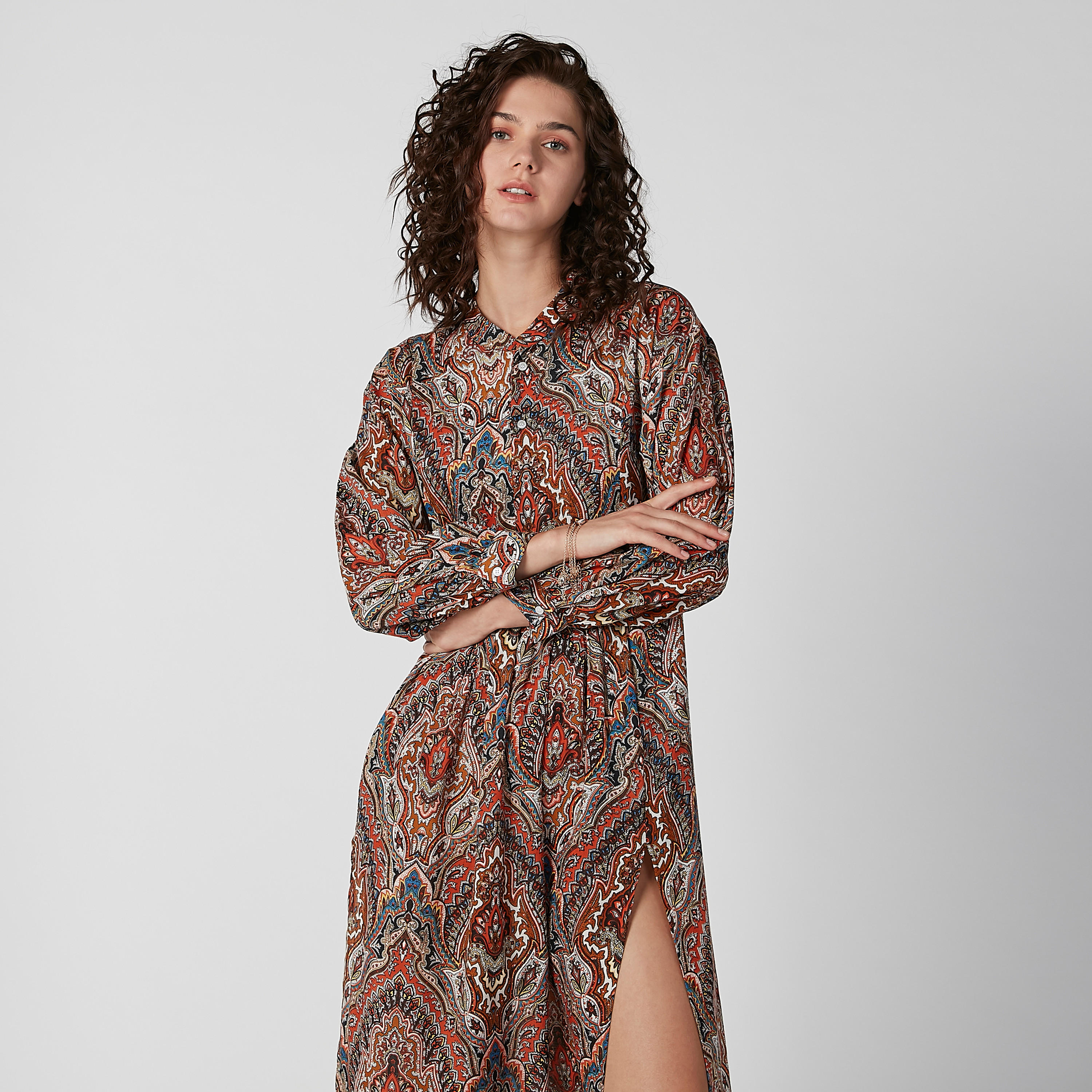فستان ميدي إيه لاين بأكمام طويلة وفتحة جانبية وطبعات-women-clothing-dresses-image-2