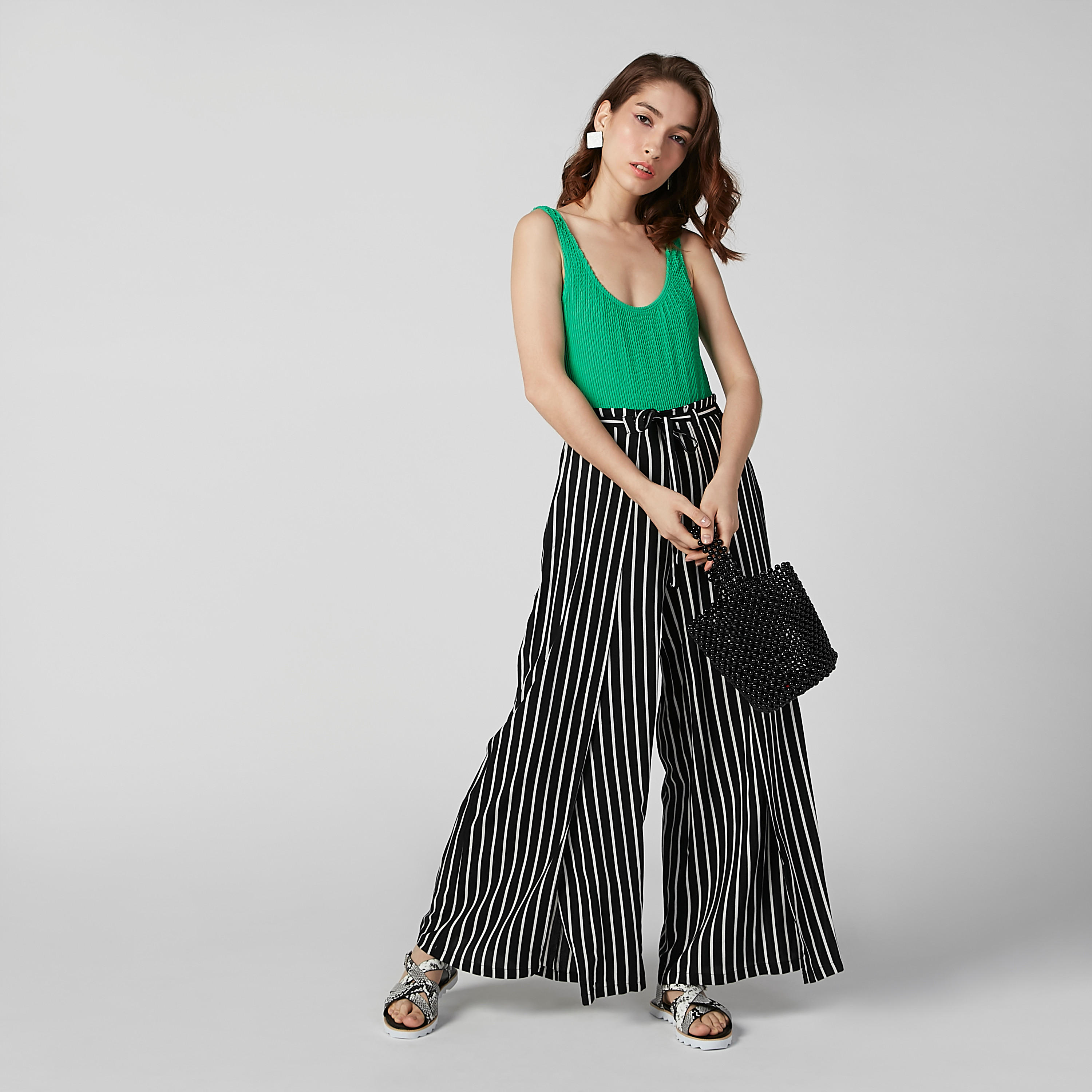بنطلون بالازو مقلم بخصر مرن أربطة وفتحة جانبية-women-clothing-bottoms-trousers-image-2