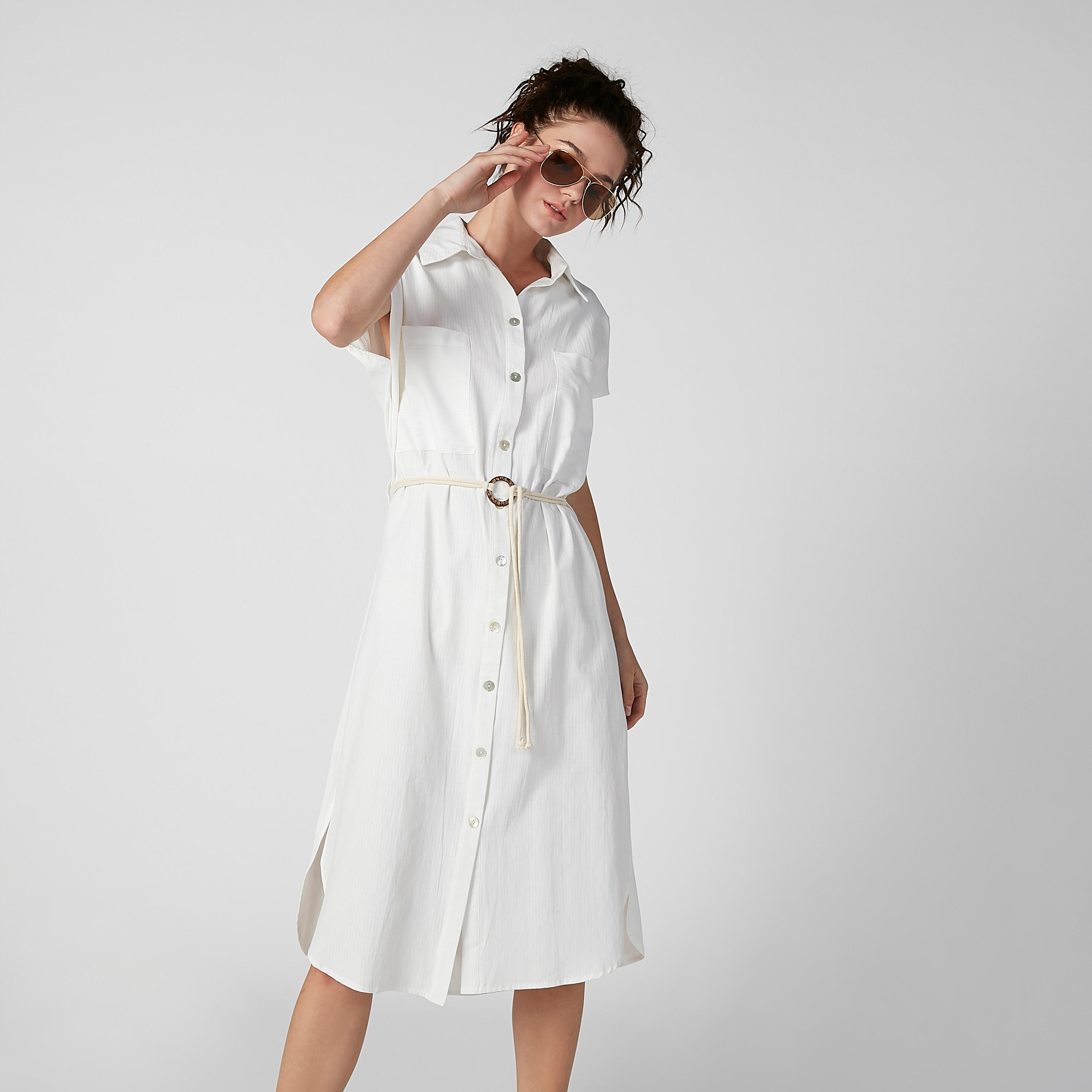 فستان قميص ميدي سادة بياقة عاديّة وأكمام كاب-women-clothing-dresses-image-1
