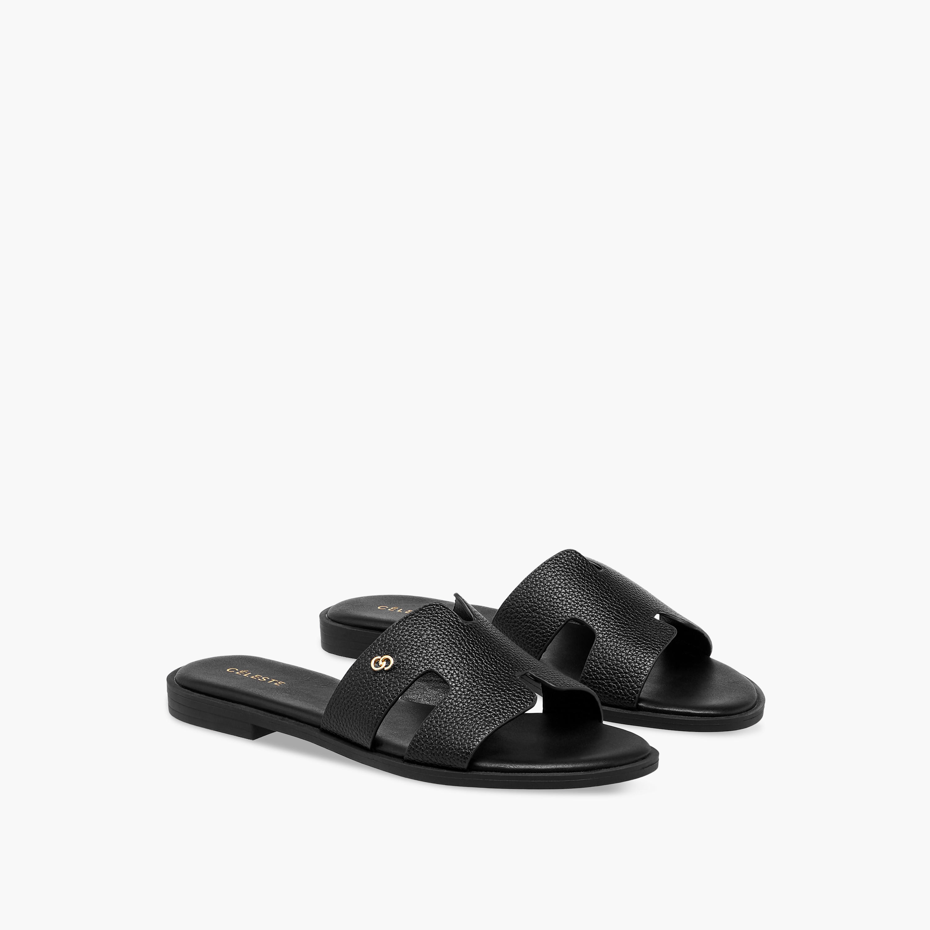 صندل مسطح سهل الارتداء وبارز الملمس للنساء من سيليست-women-shoes-flats-sandals-image-1