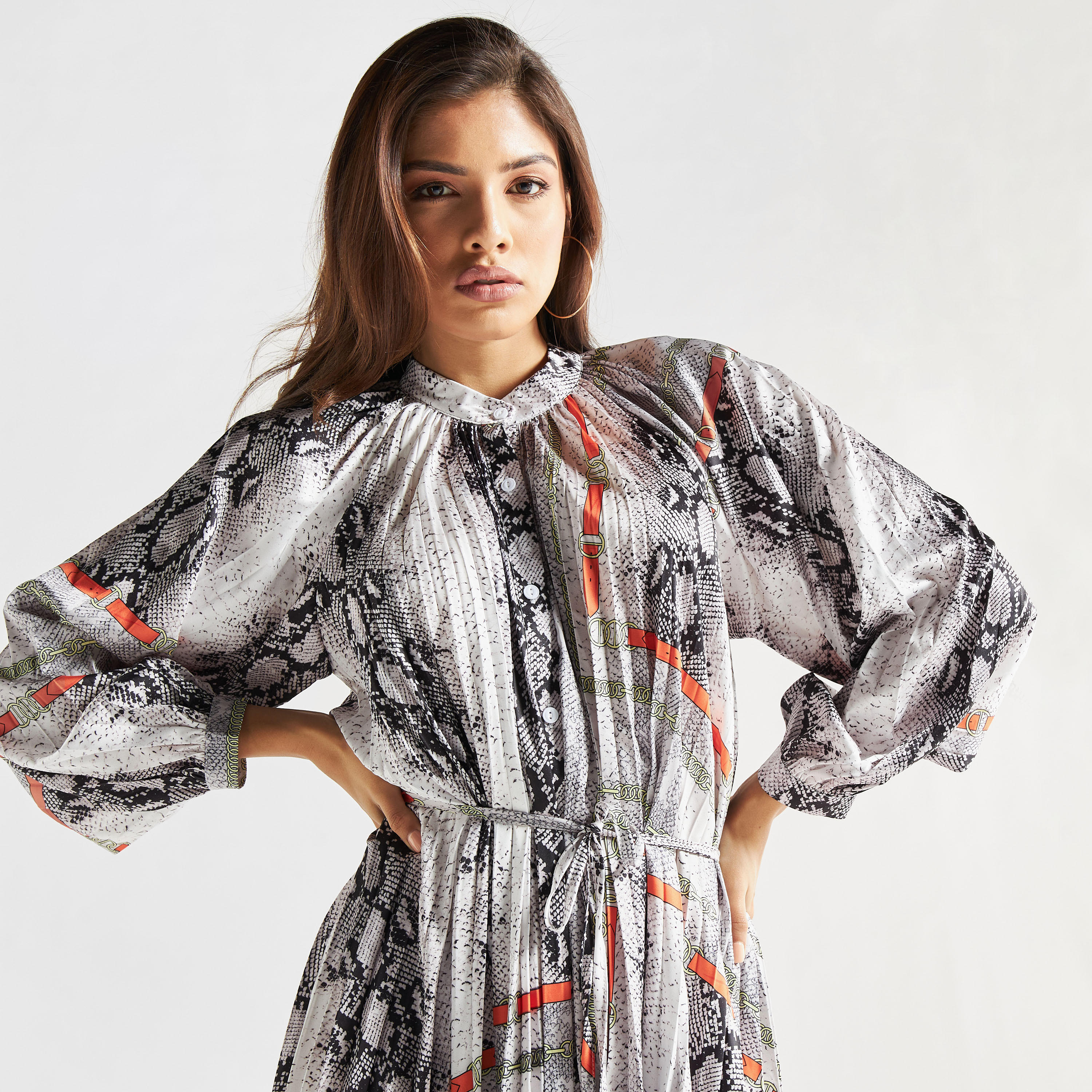فستان قميص قصير بأربطة وكشكش وطبعات-women-clothing-dresses-image-4