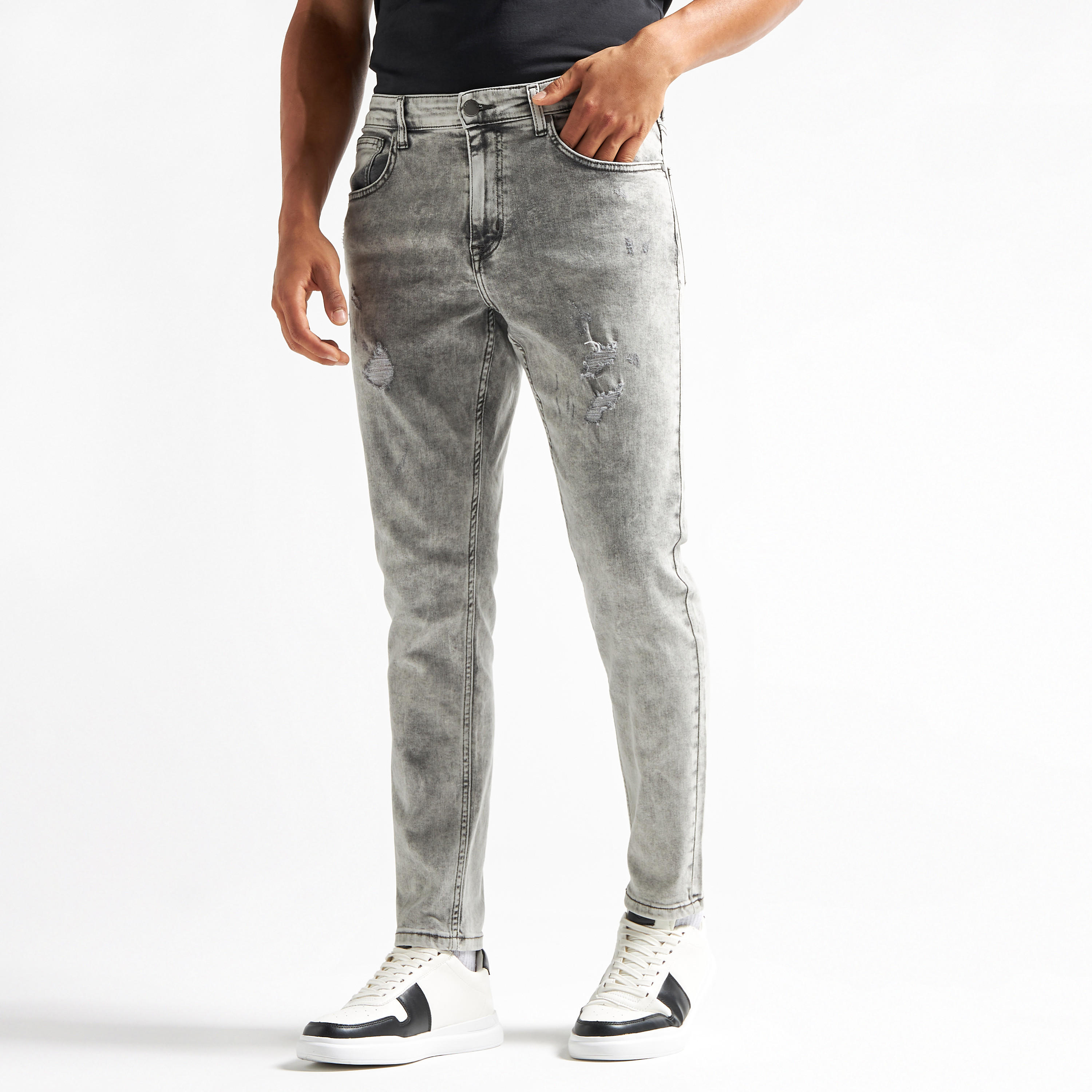 بنطلون جينز مضلّع باهت بقصّة سكيني و5 جيوب وسحّاب إغلاق -men-clothing-bottoms-jeans-image-1