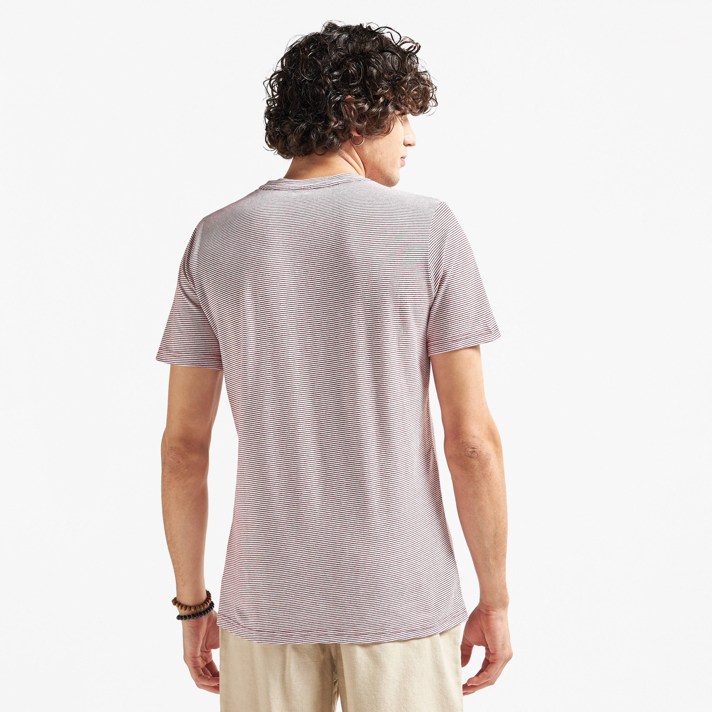 تيشيرت مقلّم بياقة ضيقة وأكمام قصيرة-men-clothing-tshirtsandpolos-tshirts-image-2