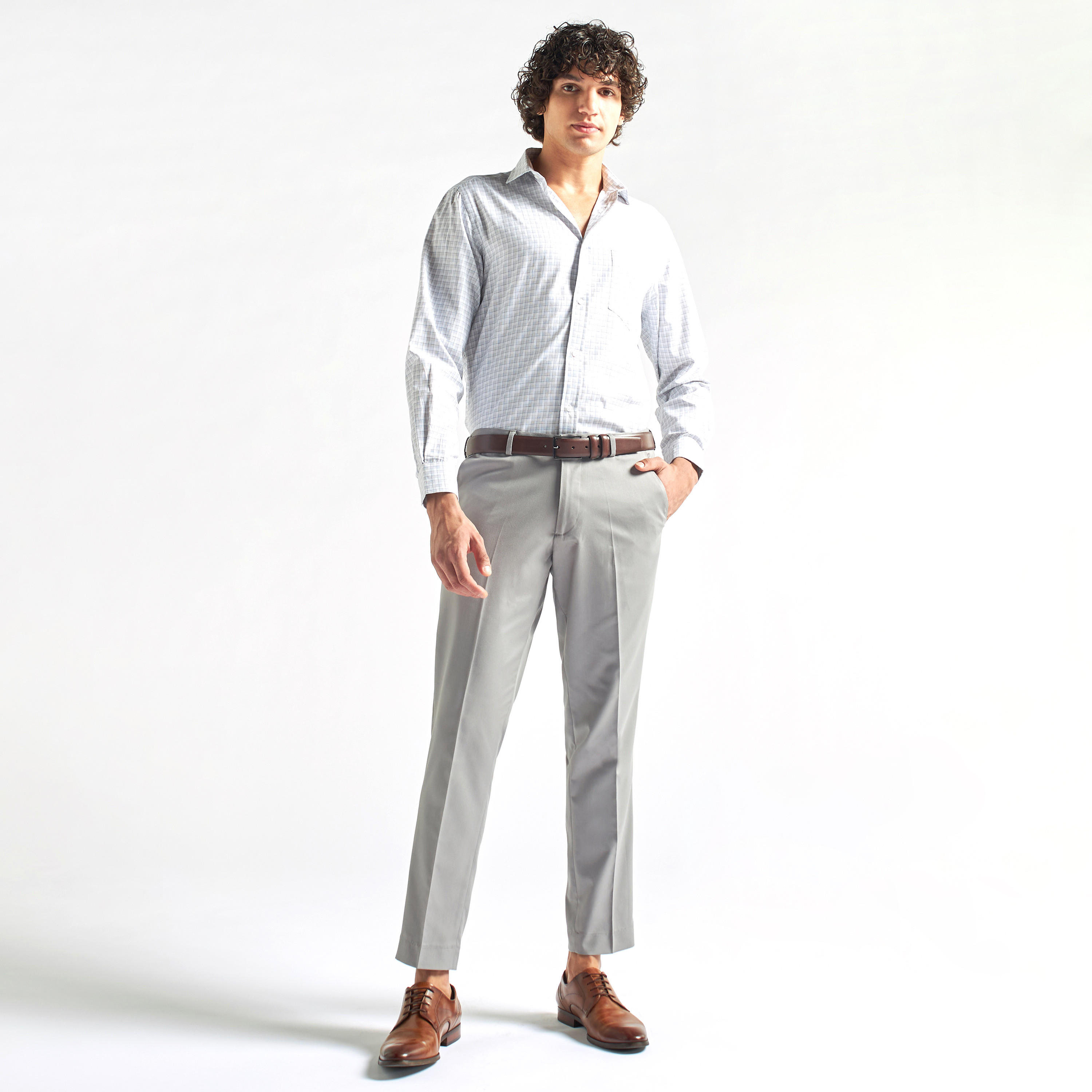قميص كاروهات بأكمام طويلة وجيب على الصدر-men-clothing-shirts-image-2