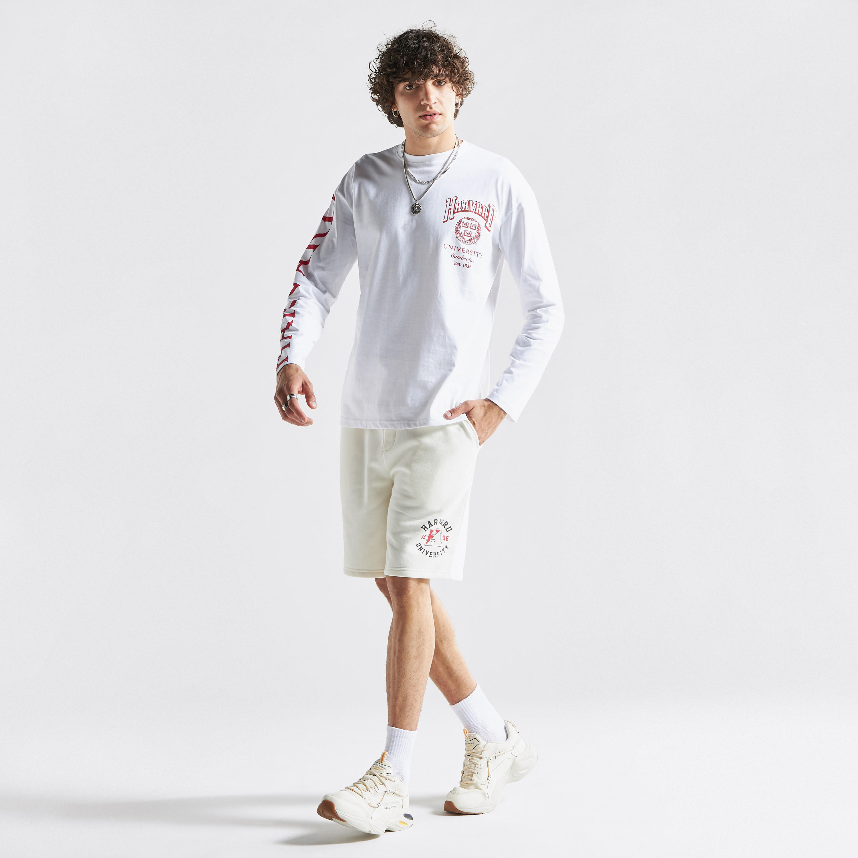 شورت رياضي برباط إغلاق وجيوب وطبعات شعار جامعة هارفارد-men-clothing-bottoms-shorts-image-2