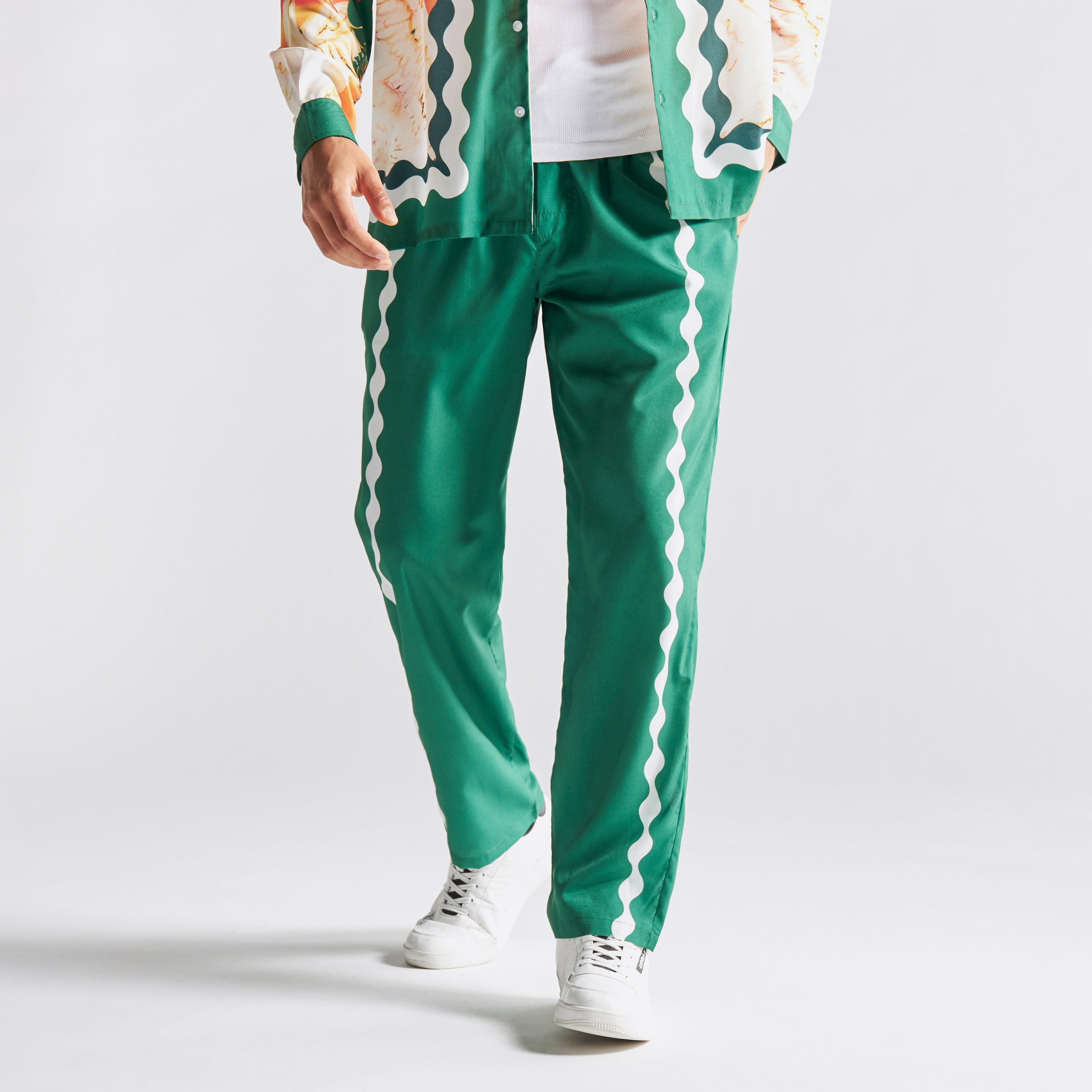 بنطلون برباط إغلاق وجيوب وطبعات من جونيورز-men-clothing-bottoms-joggers-image-4