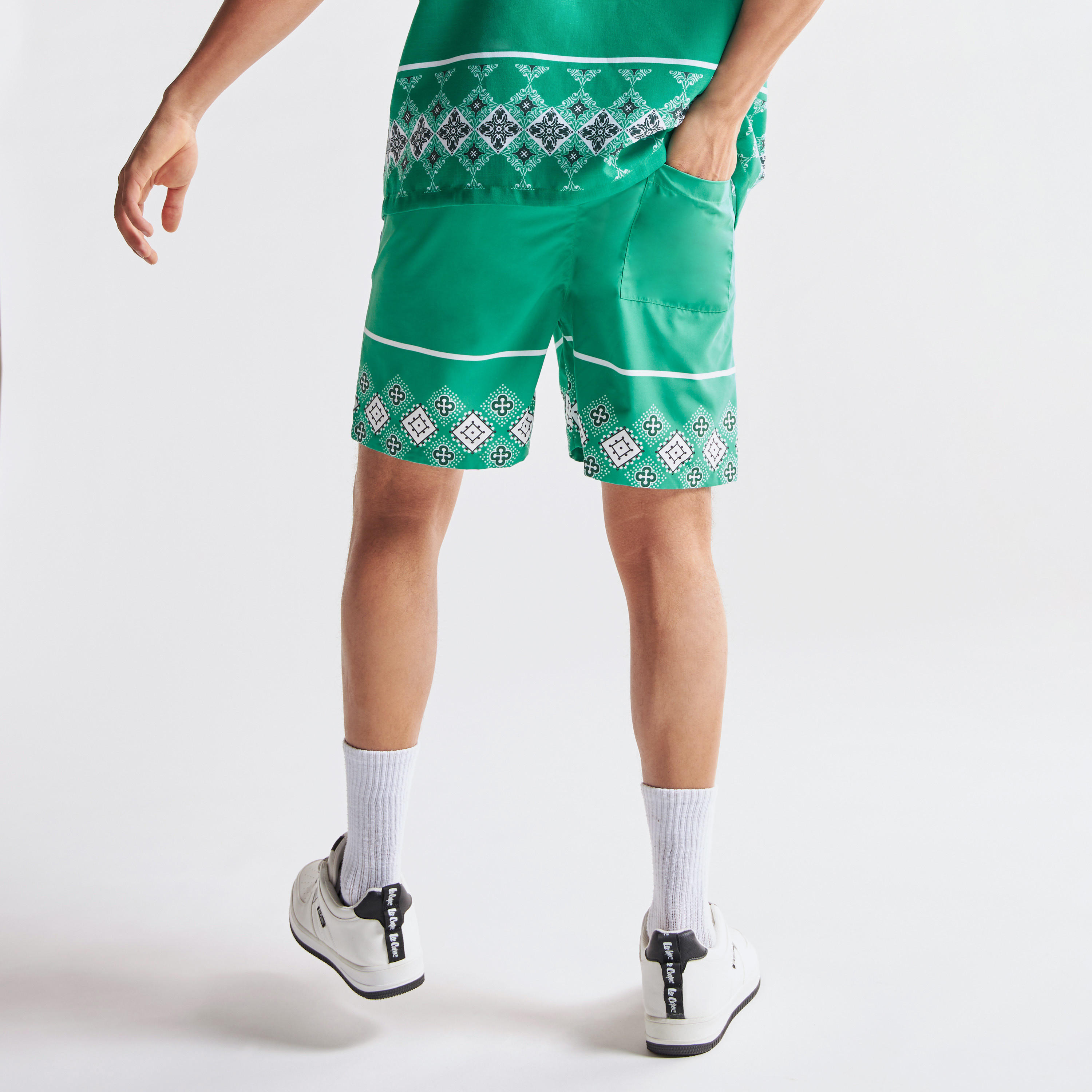 Printed Shorts with Drawstring Closure and Pockets-men-clothing-bottoms-shorts-image-3