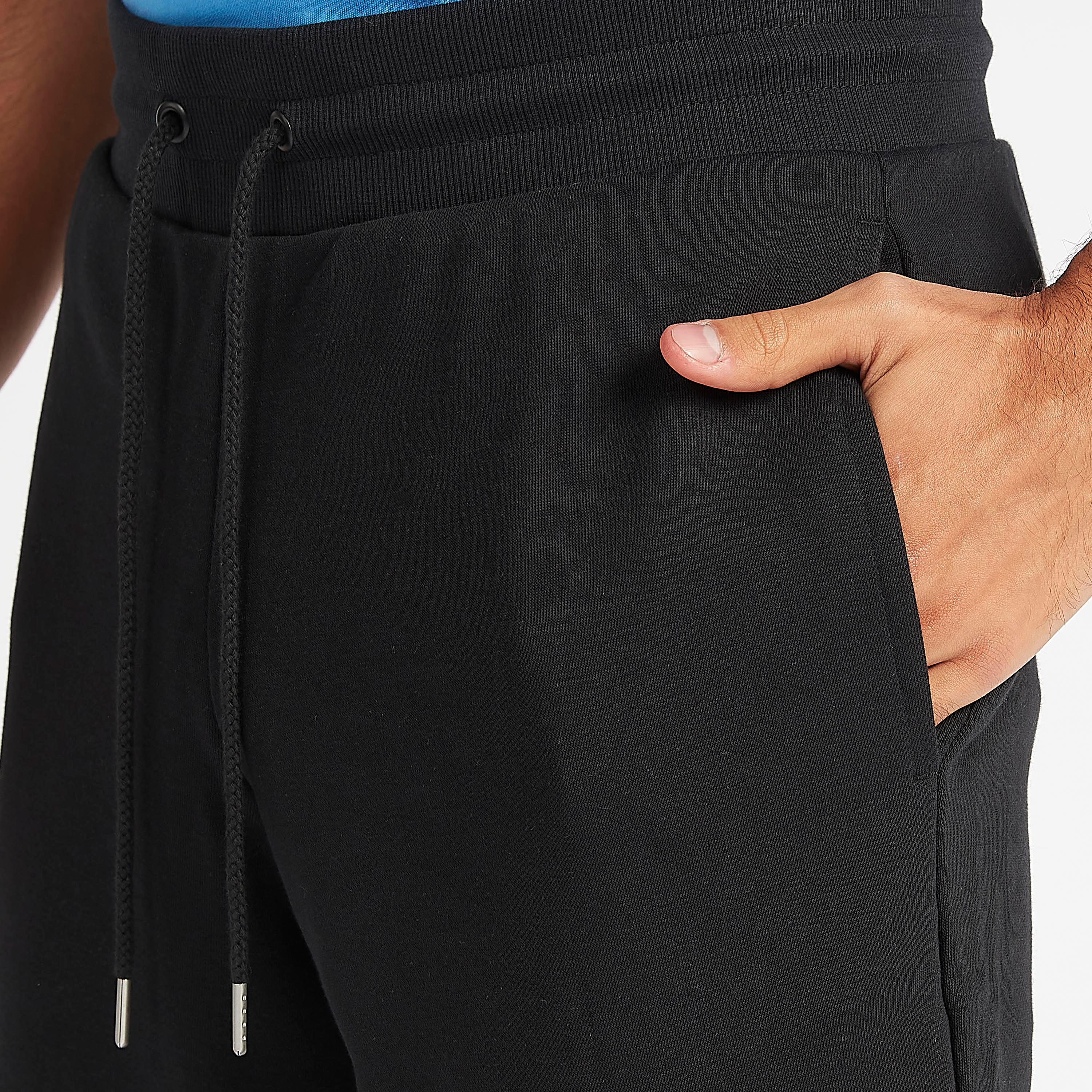 شورت برباط إغلاق و طبعات نيو بالانس إسينشيال-men-clothing-sportswearandactivewear-bottoms-image-5