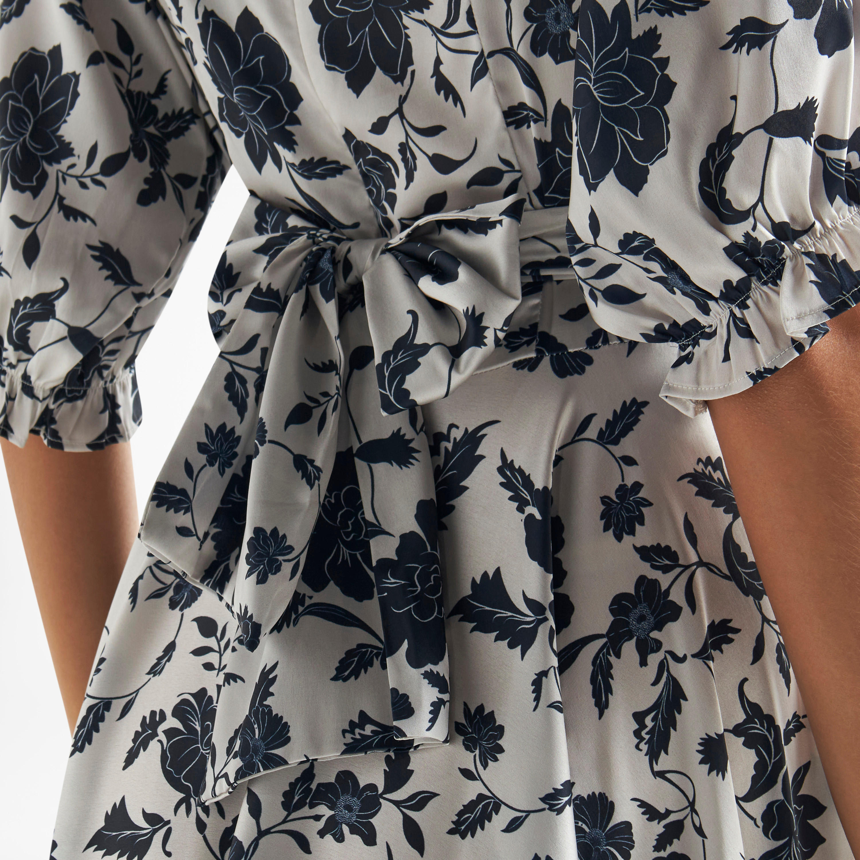فستان بحزام ربط وطبعات أزهار-women-clothing-dresses-image-5