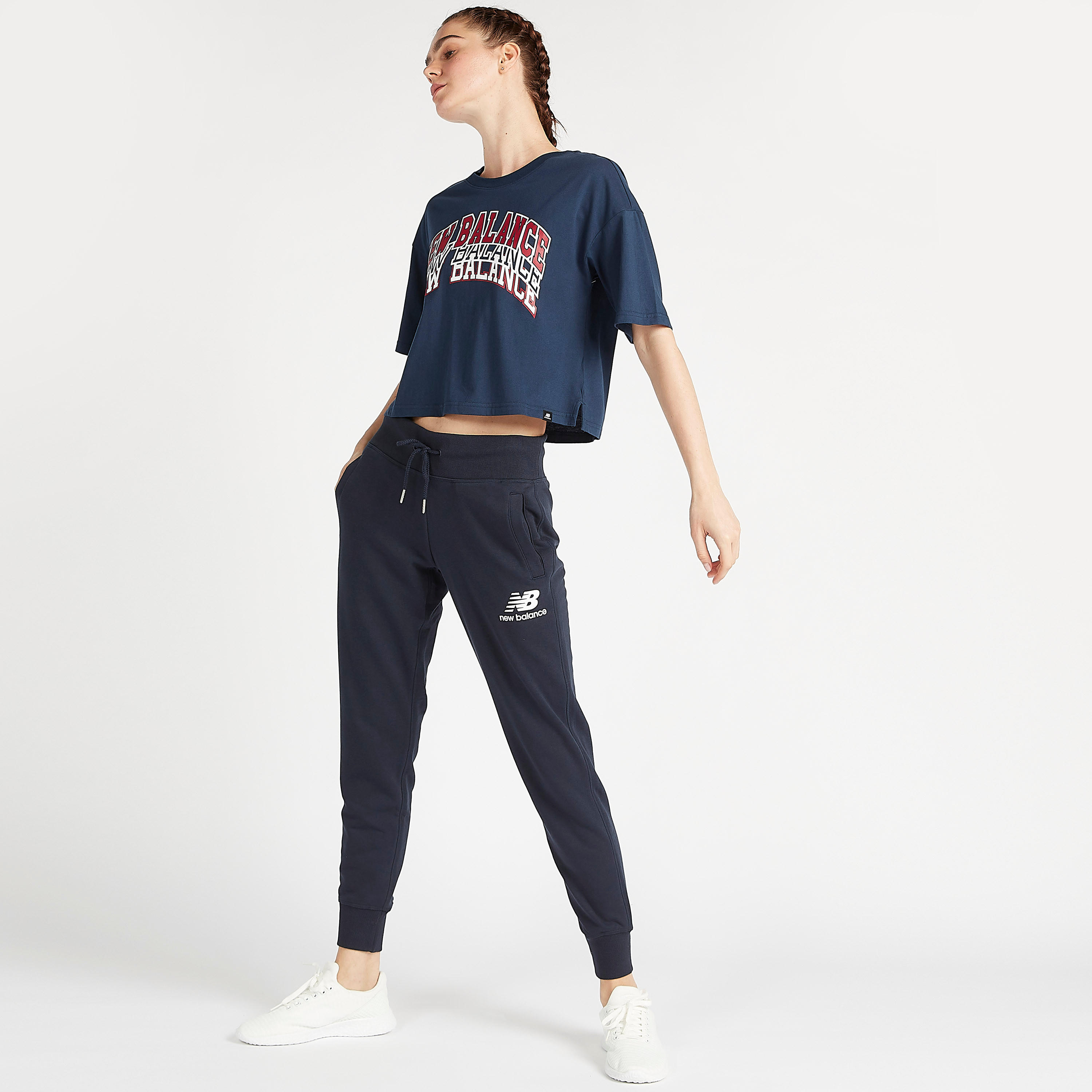 تيشيرت بأكمام قصيرة و طبعات أثليتيك فارسيتي من نيو بالانس-women-clothing-sportswearandactivewear-tshirtsandvests-image-5