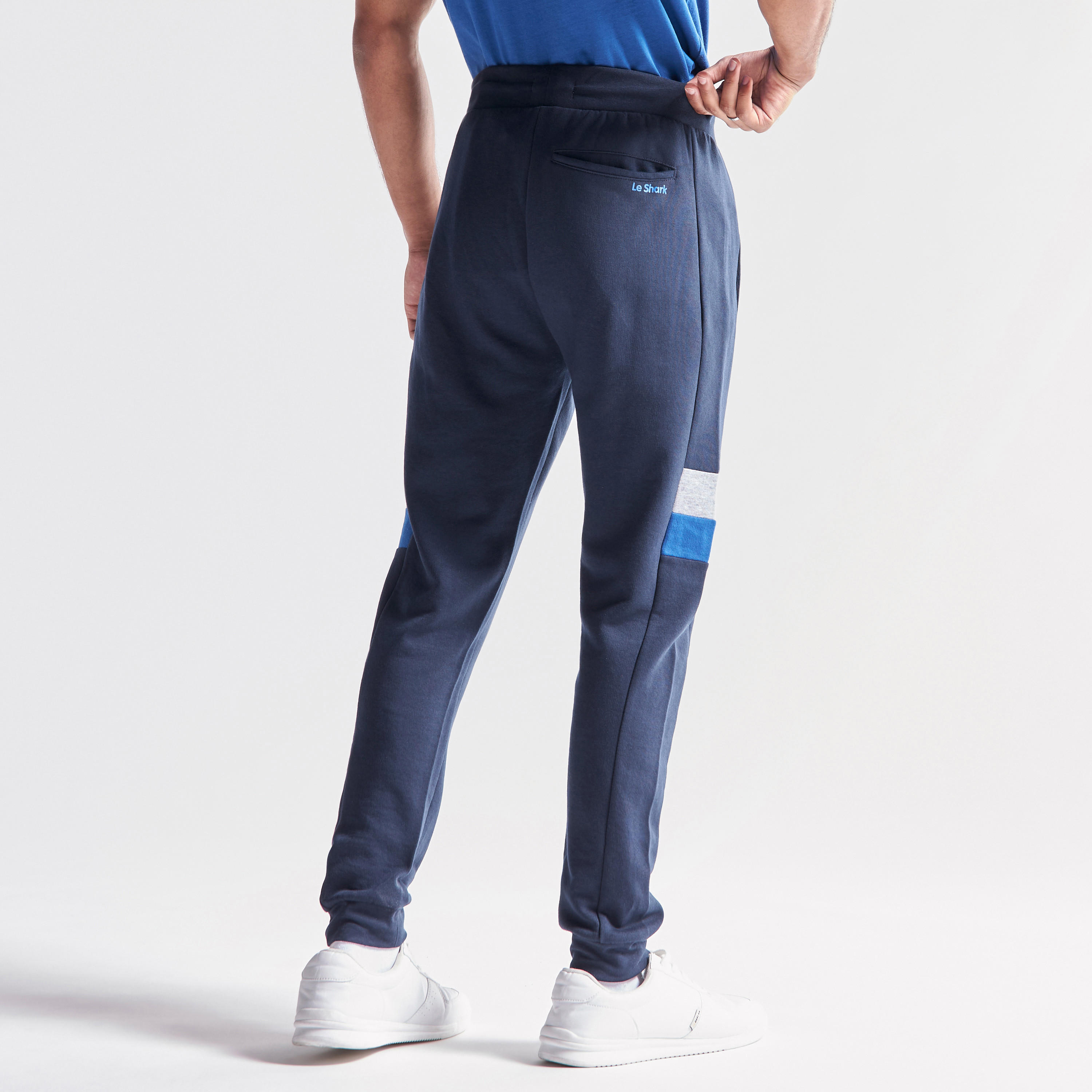 بنطلون رياضي برباط إغلاق وجيوب-men-clothing-bottoms-joggers-image-2