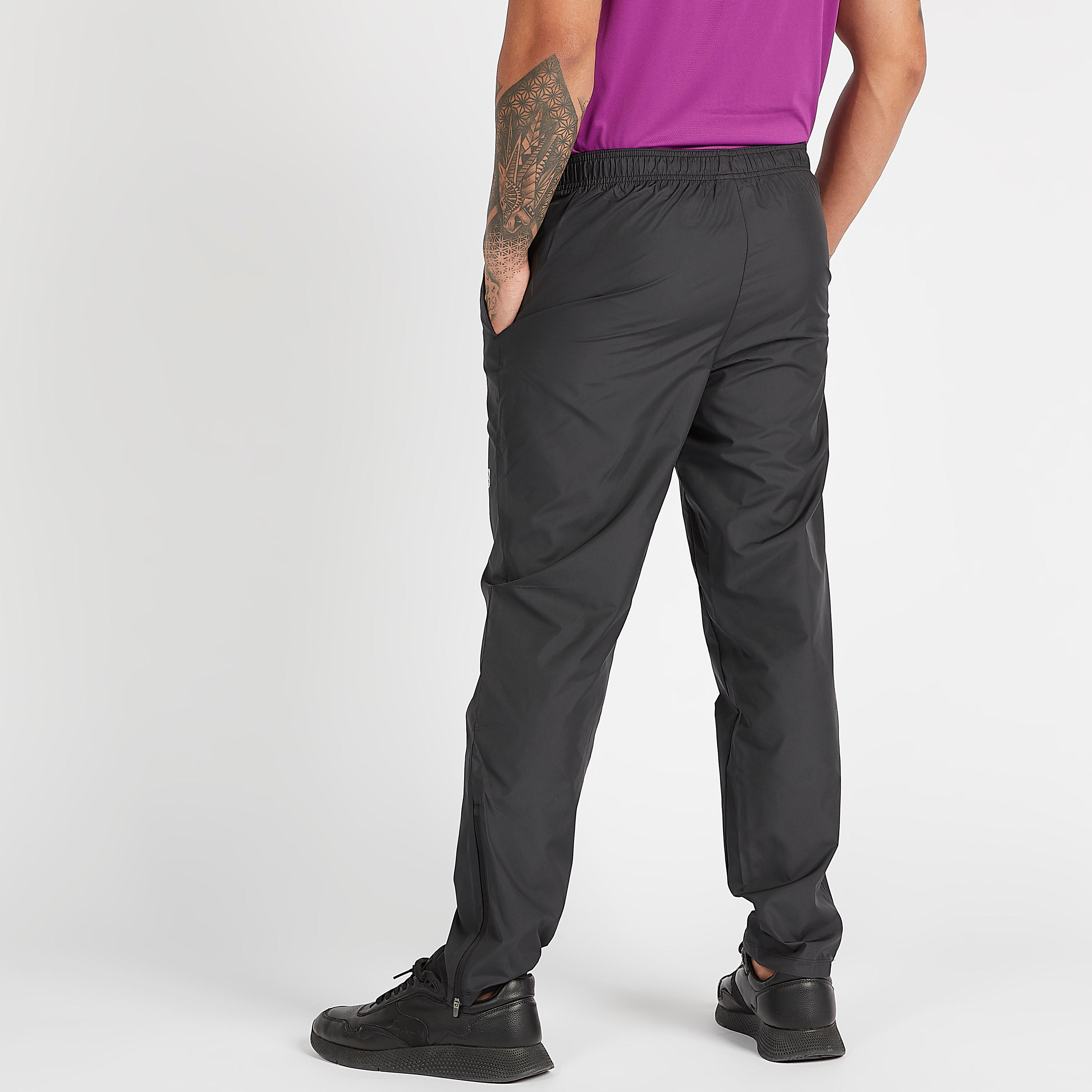 بنطلون رياضي بخصر مطّاطي أكسيليرايت من نيو بالانس-men-clothing-sportswearandactivewear-tracksuits-image-4