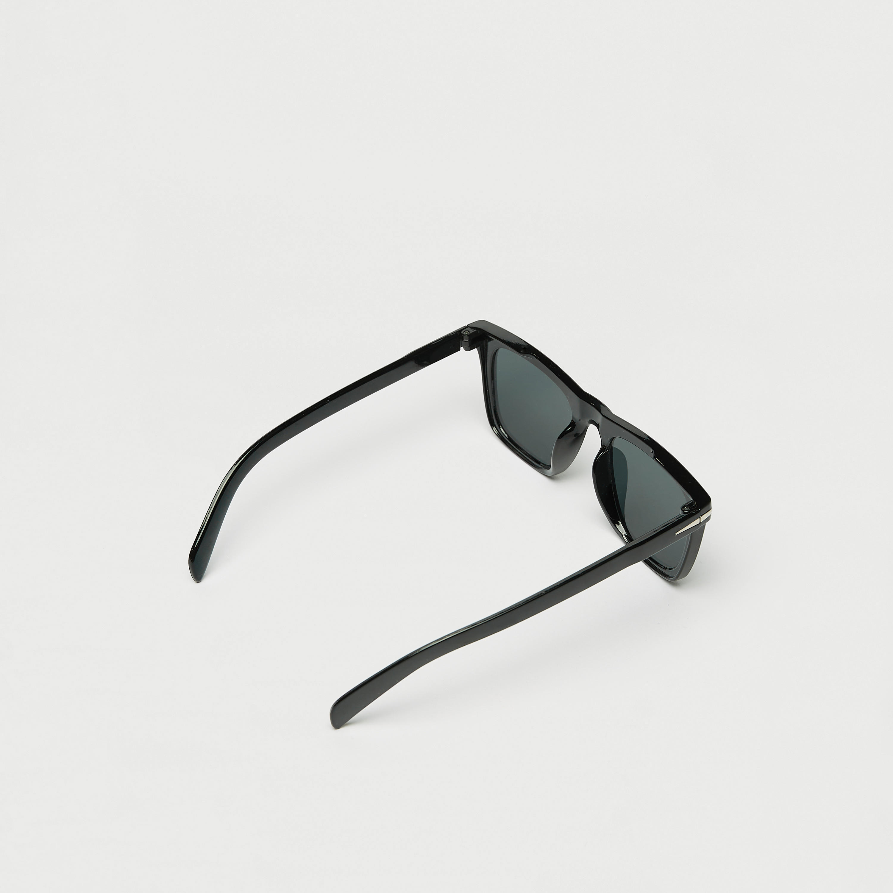 نظّارة شمسيّة بإطار كامل وعدسات ملوّنة ووسادات أنف-men-sunglasses-image-4
