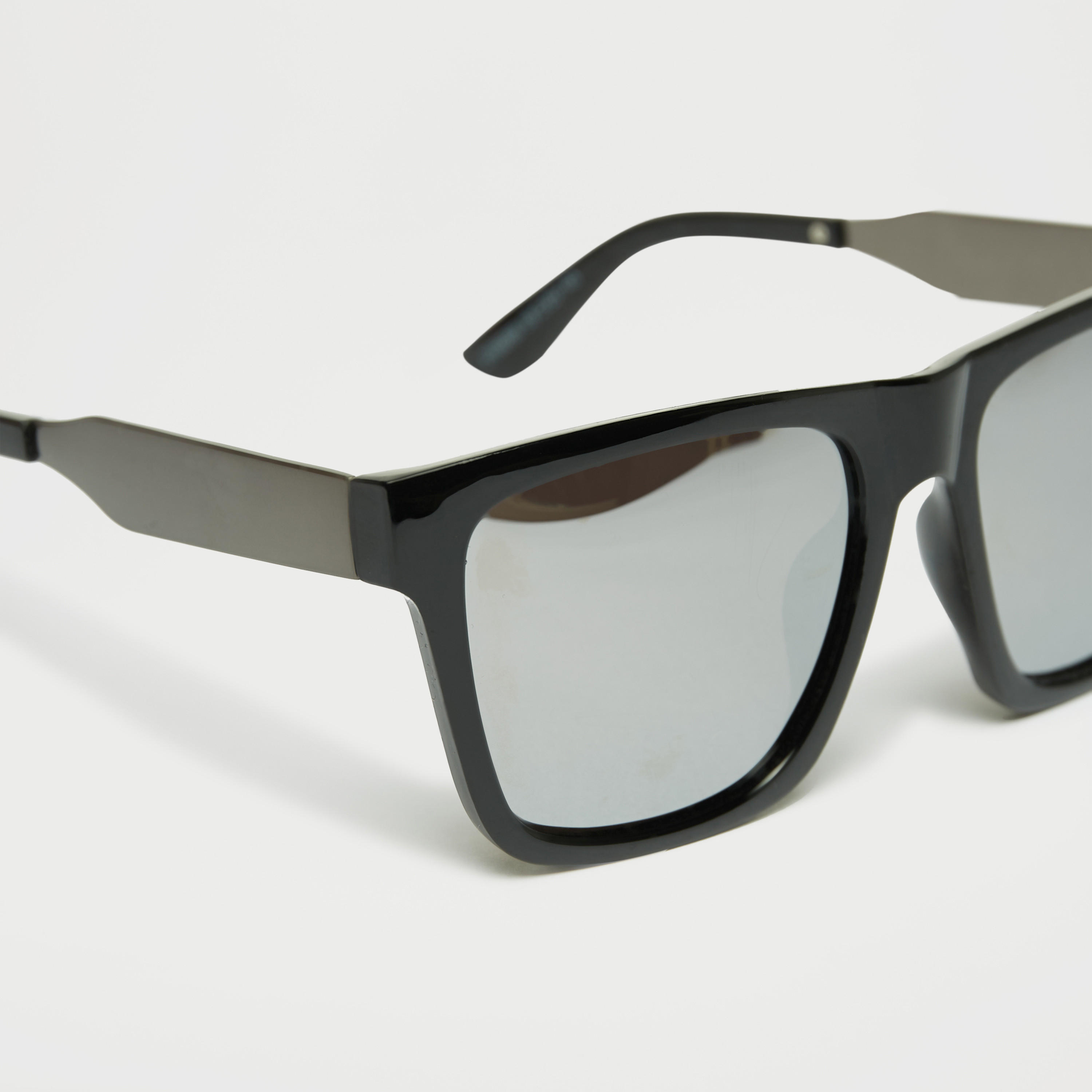 نظّارة شمسيّة بإطار كامل وعدسات ملوّنة ووسادات أنف-men-sunglasses-image-3