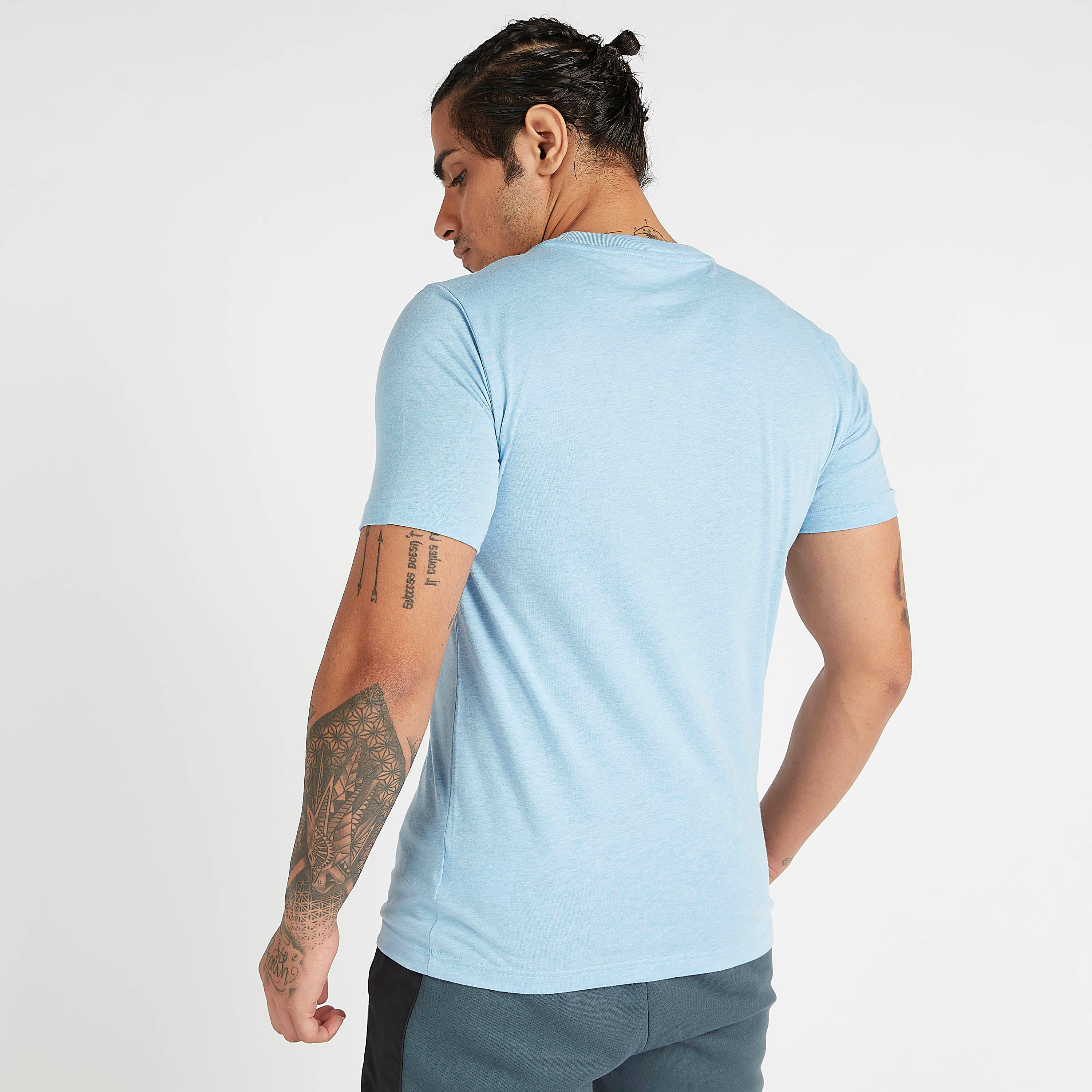 New Balance Classic Printed T-shirt with Short Sleeves and Crew Neck-men-clothing-sportswearandactivewear-tshirtsandpolos-image-4
