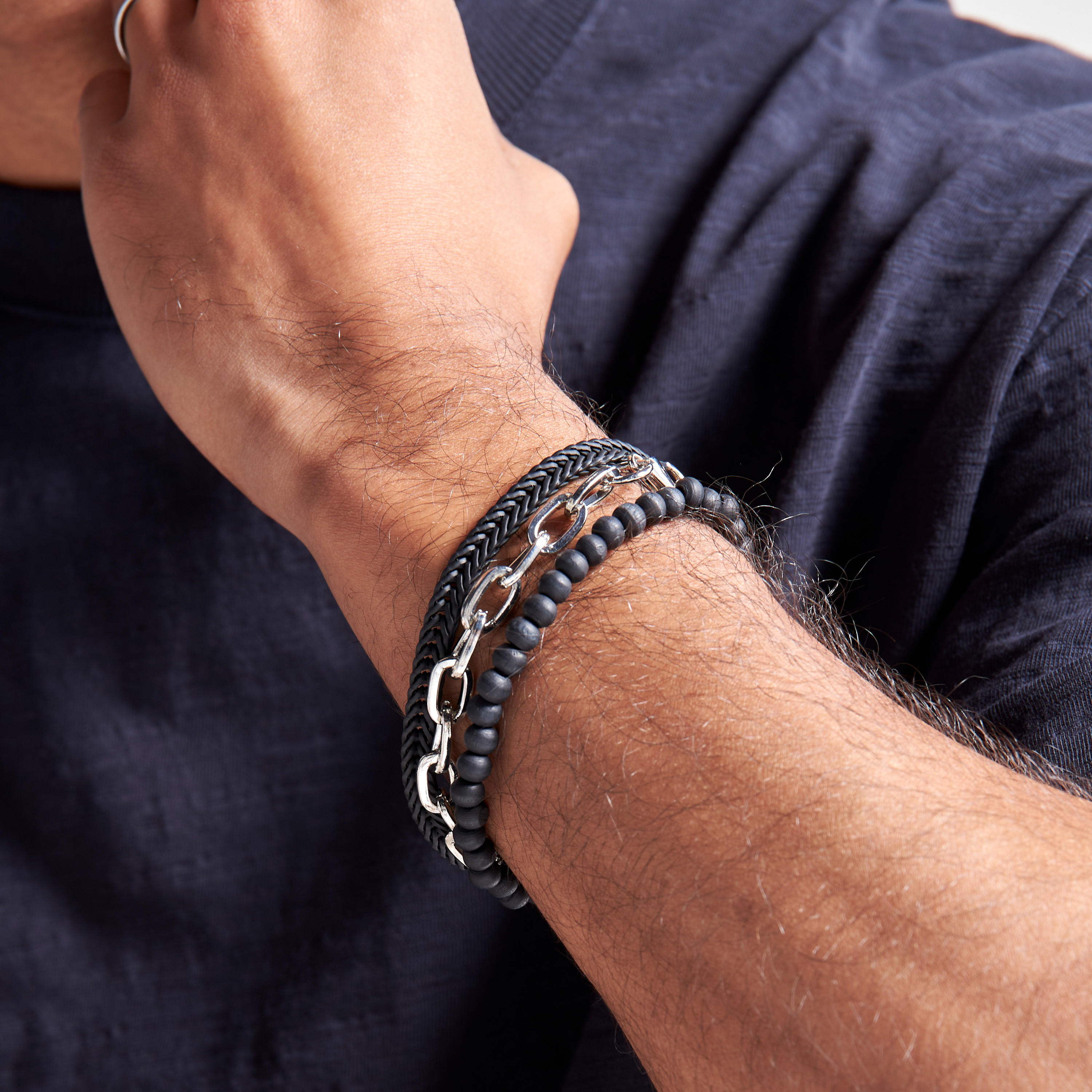 طقم أساور متنوعة 3 قطع-men-watchesandjewellery-bracelets-image-2