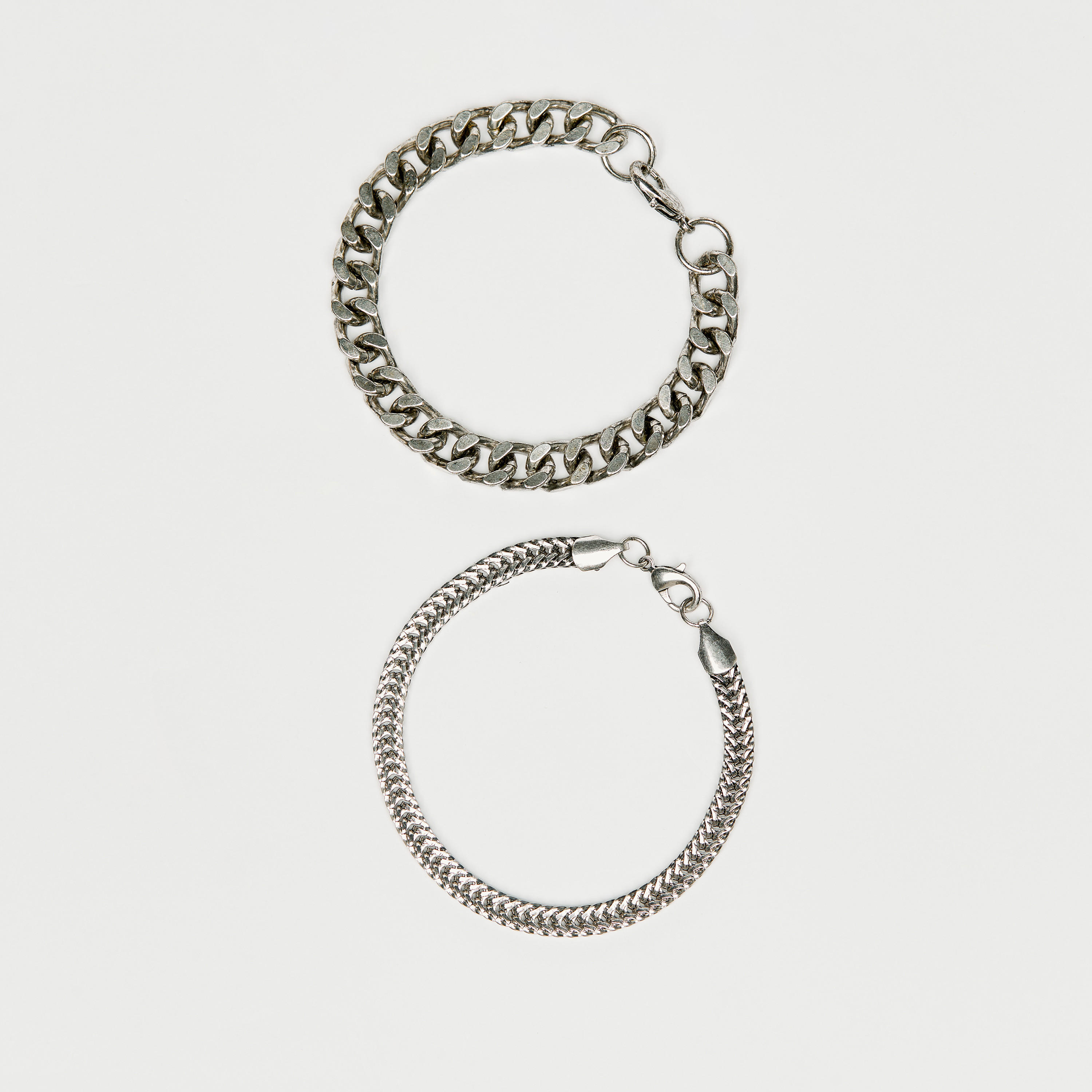 أساور معدن متنوعة بمشبك إغلاق لوبستر - طقم من قطعتين-men-watchesandjewellery-bracelets-image-1