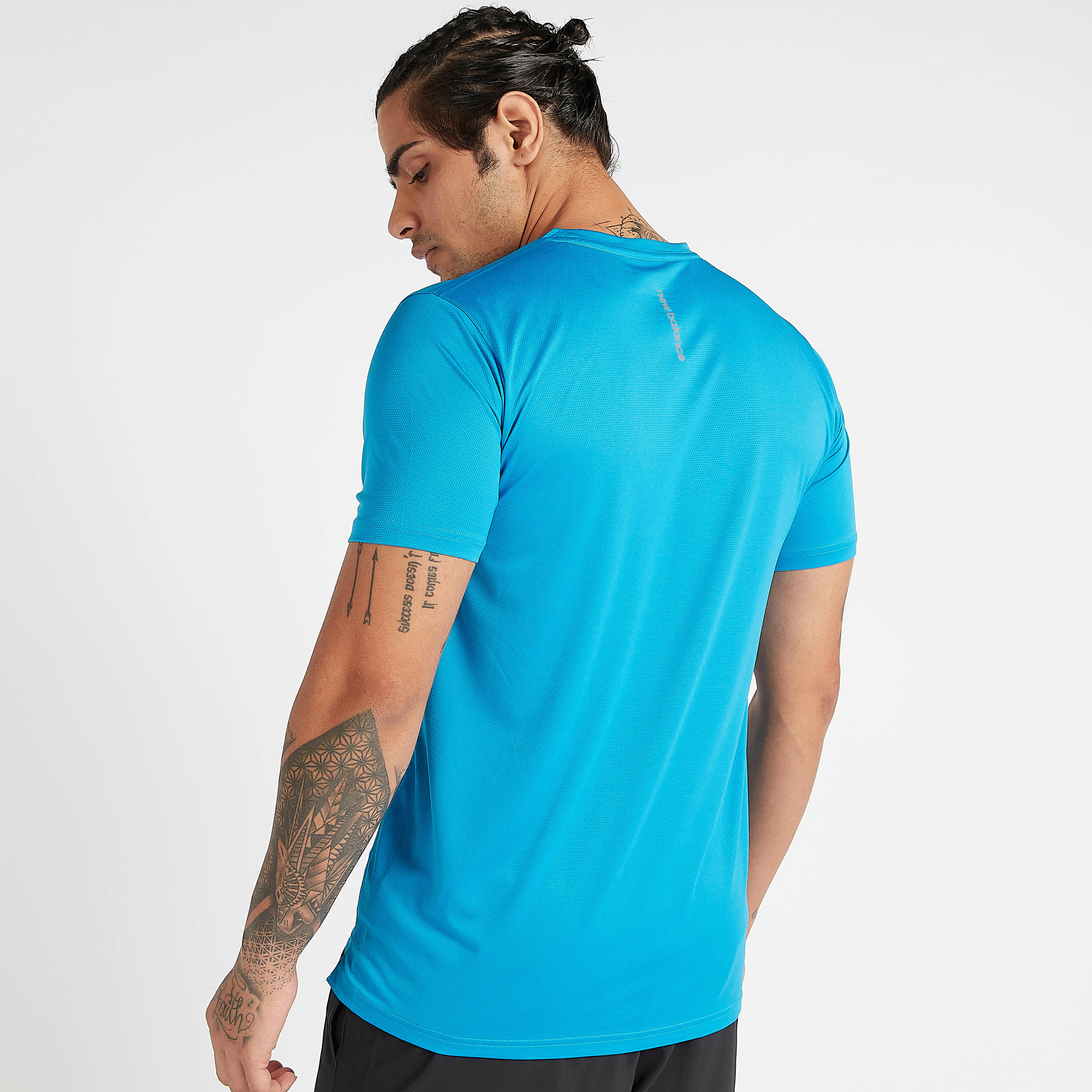 New Balance Accelerate Printed T-shirt with Short Sleeves-men-clothing-sportswearandactivewear-tshirtsandpolos-image-4