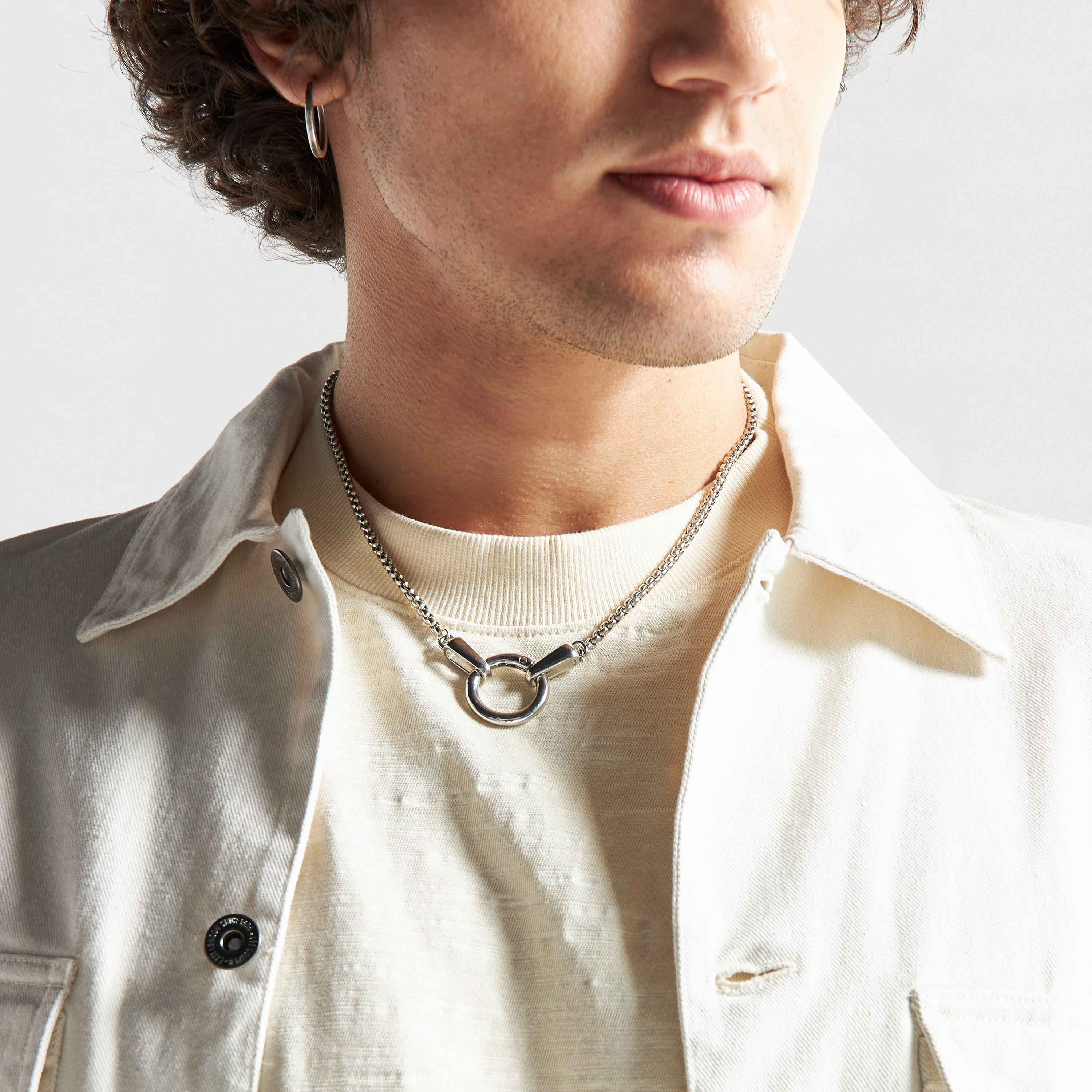 قلادة بدلاية خاتم ميتاليك وقفل إغلاق-men-watchesandjewellery-necklacesandpendants-image-2