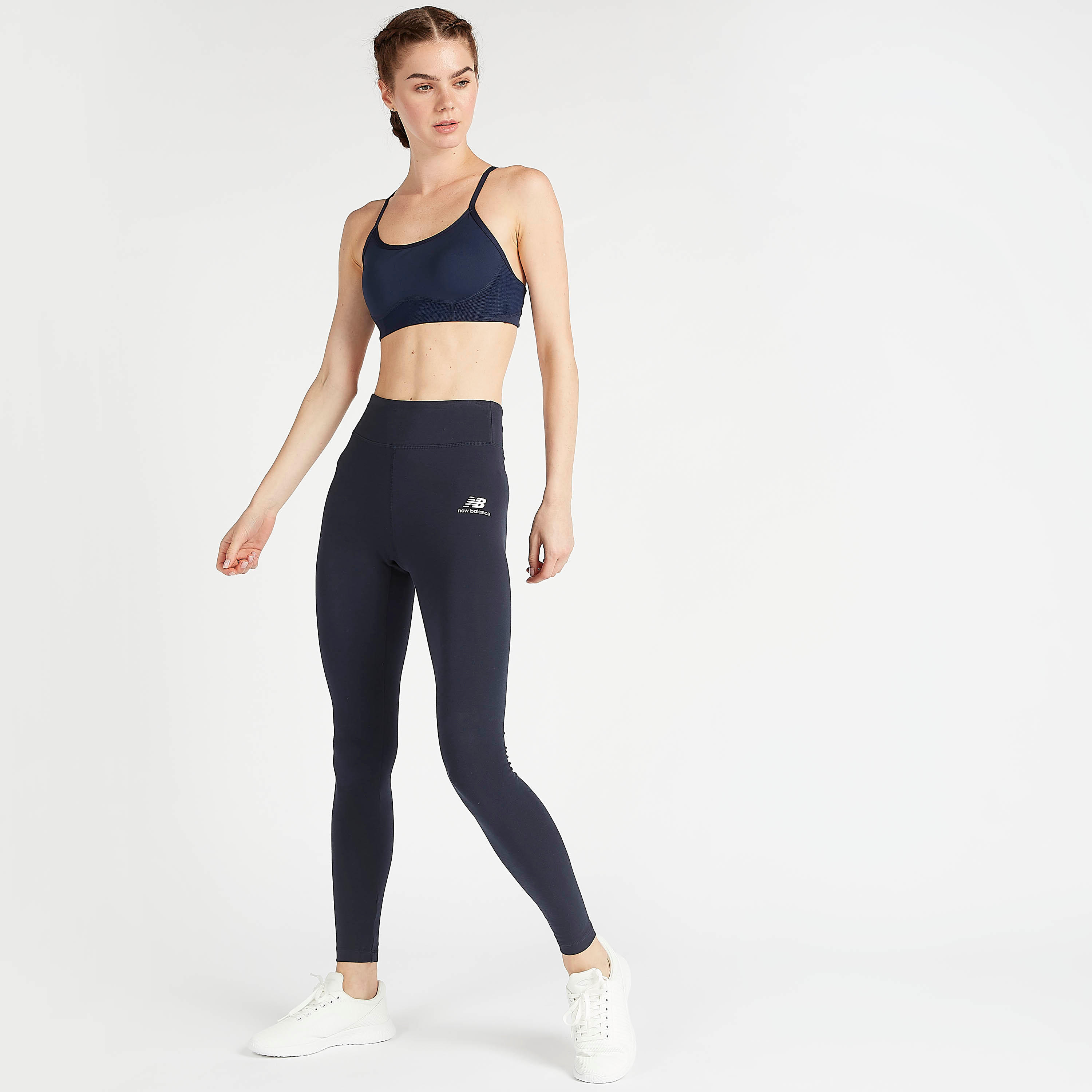 New Balance Hero Solid Sports Bra with Racerback-women-clothing-sportswearandactivewear-sportsbras-image-2