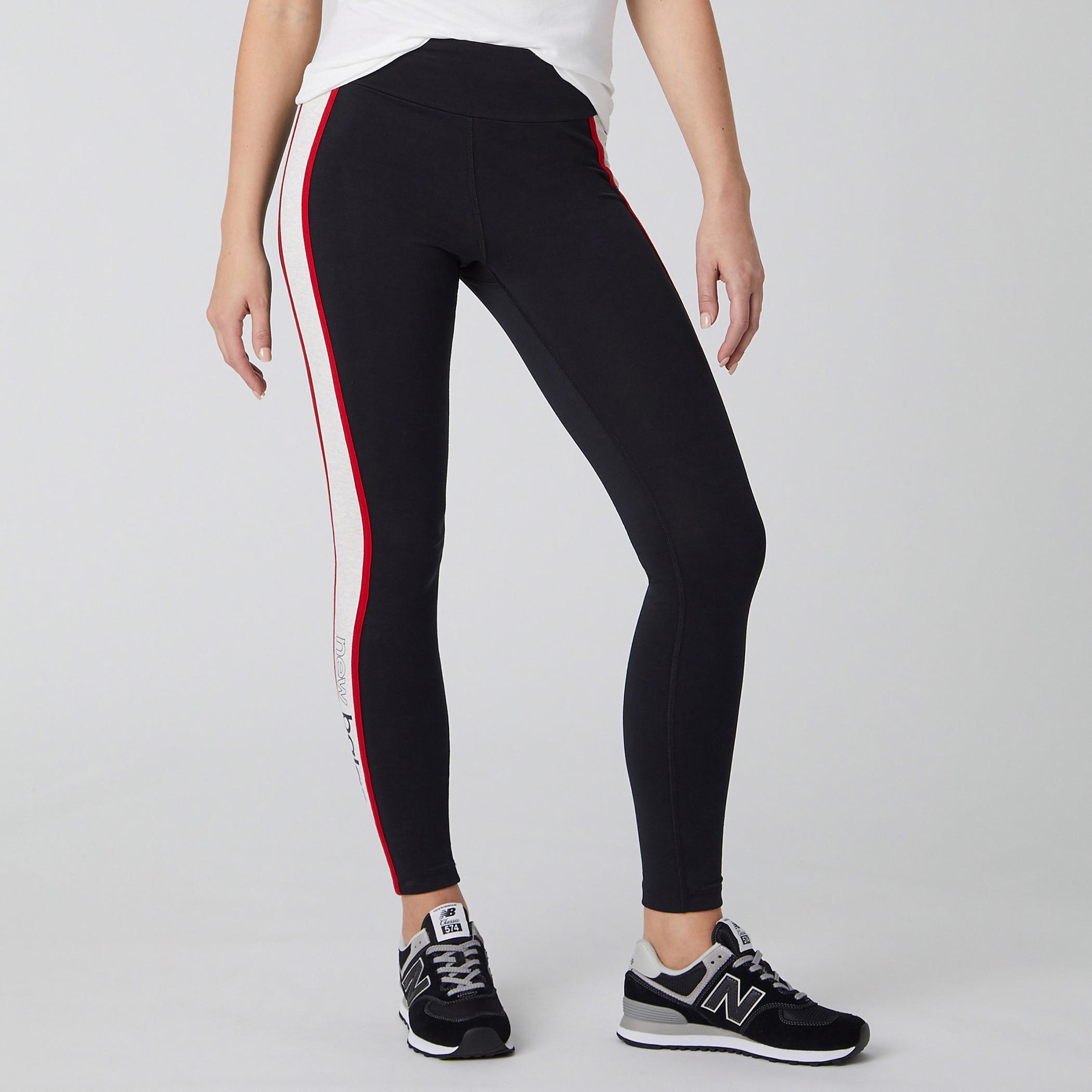 بنطلون ليقنز سادة بتفاصيل شريطة جانبيّة وخصر مطّاطي من نيو بالانس-women-clothing-bottoms-leggings-image-3