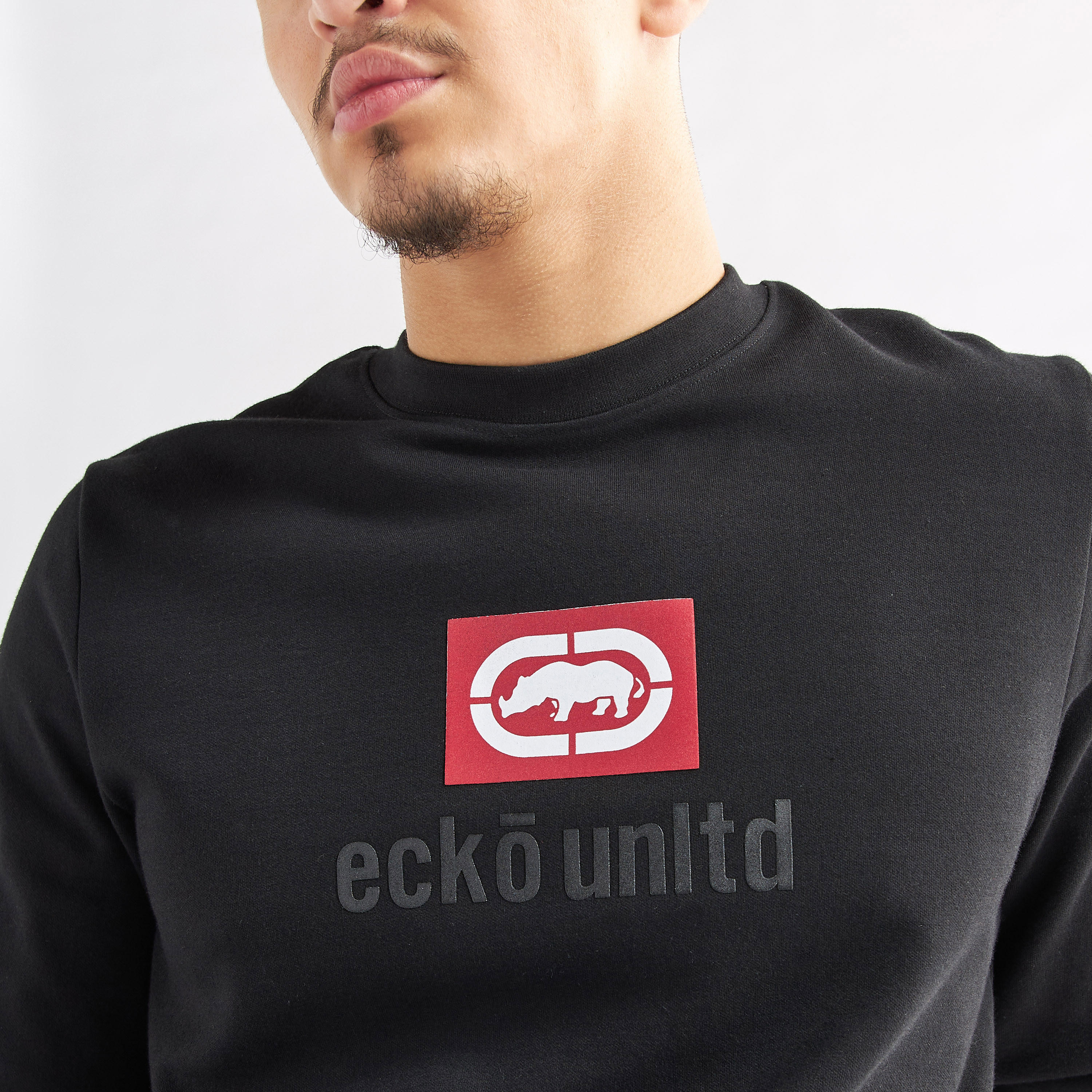 سويت شيرت بياقة ضيّقة وأكمام طويلة وطبعات من إيكو أنليمتد-men-winterwear-hoodiesandsweatshirts-image-1