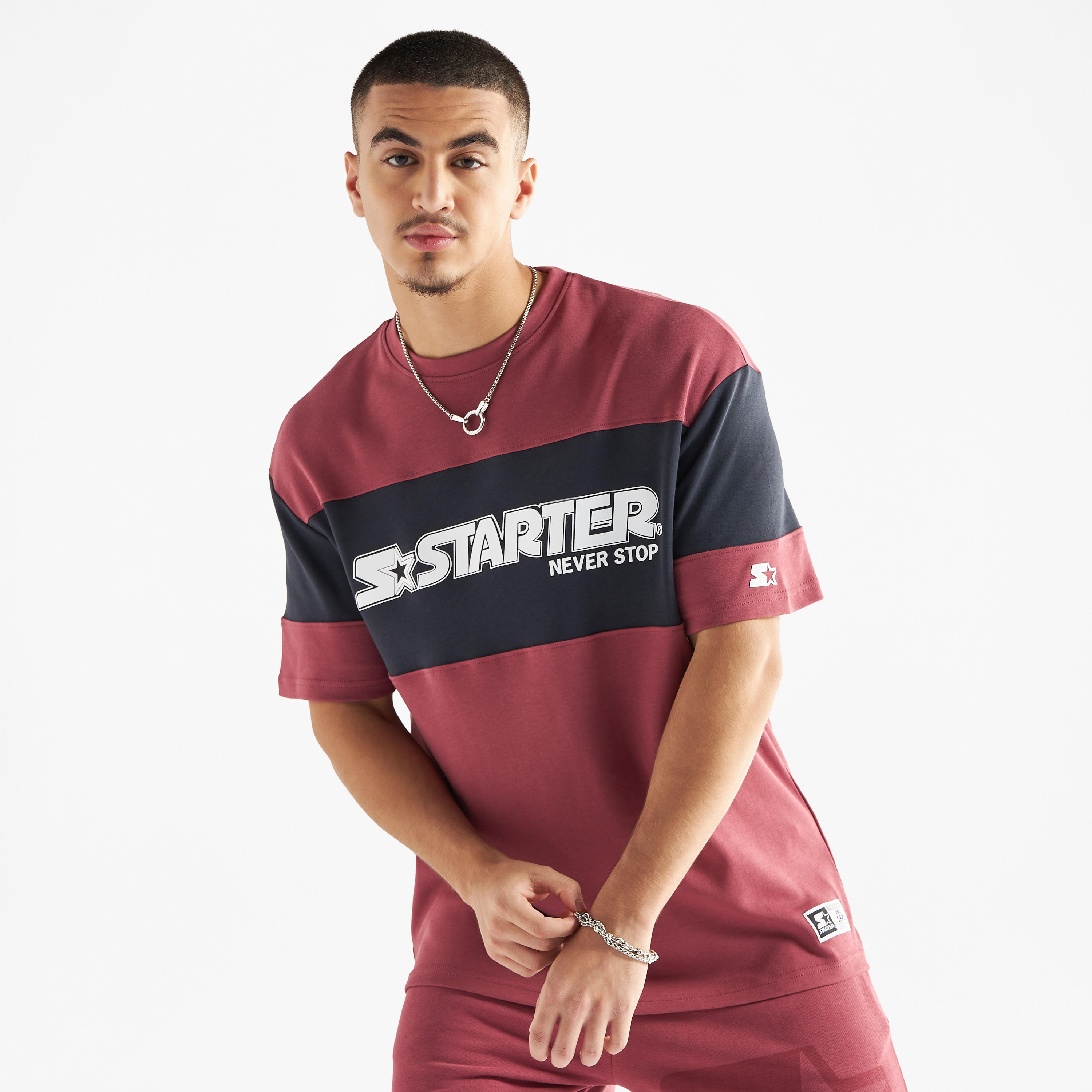 تيشيرت بياقة ضيقة وأكمام قصيرة وطبعات-men-clothing-tshirtsandpolos-tshirts-image-1