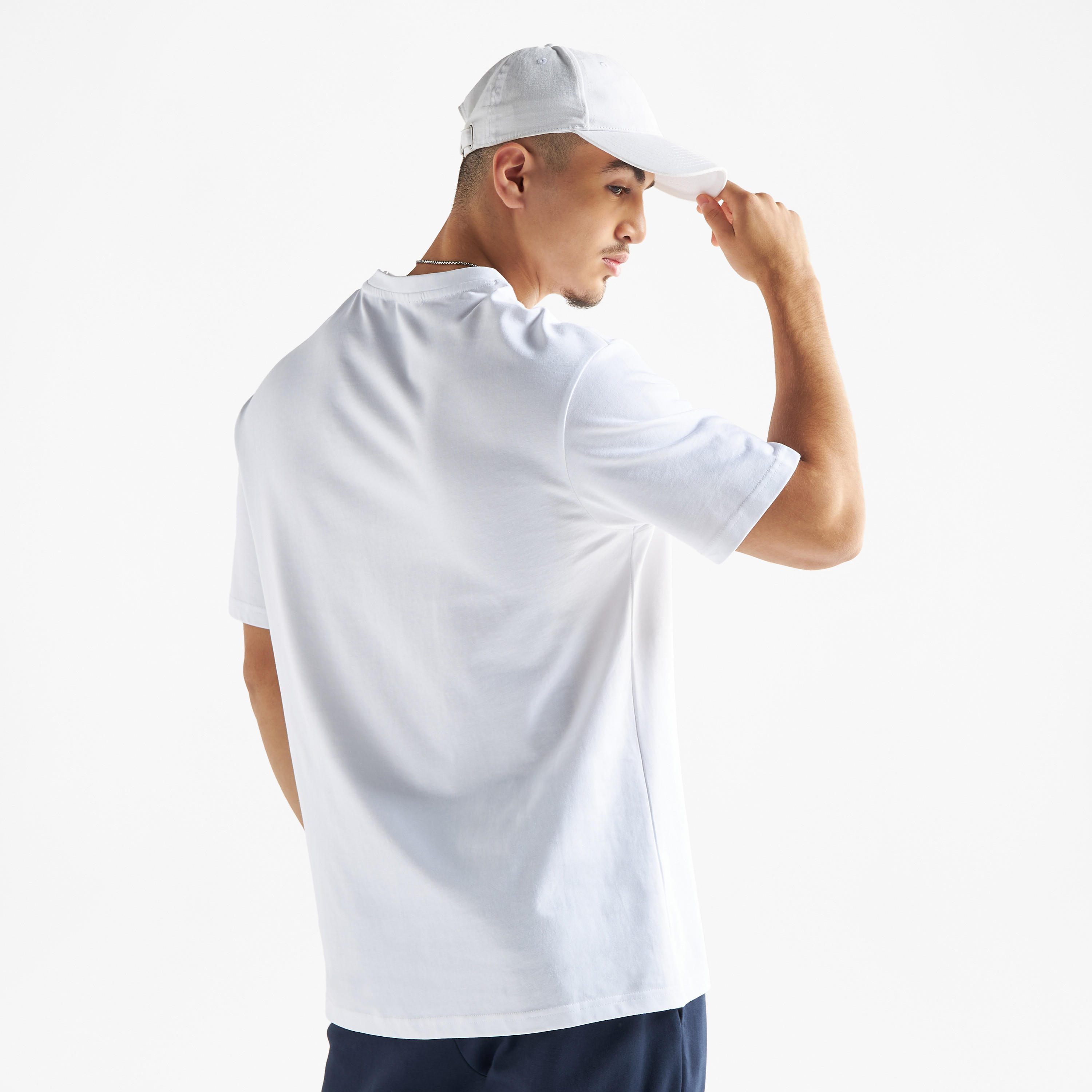 تيشيرت بياقة ضيّقة وأكمام قصيرة وطبعات-men-clothing-tshirtsandpolos-tshirts-image-2