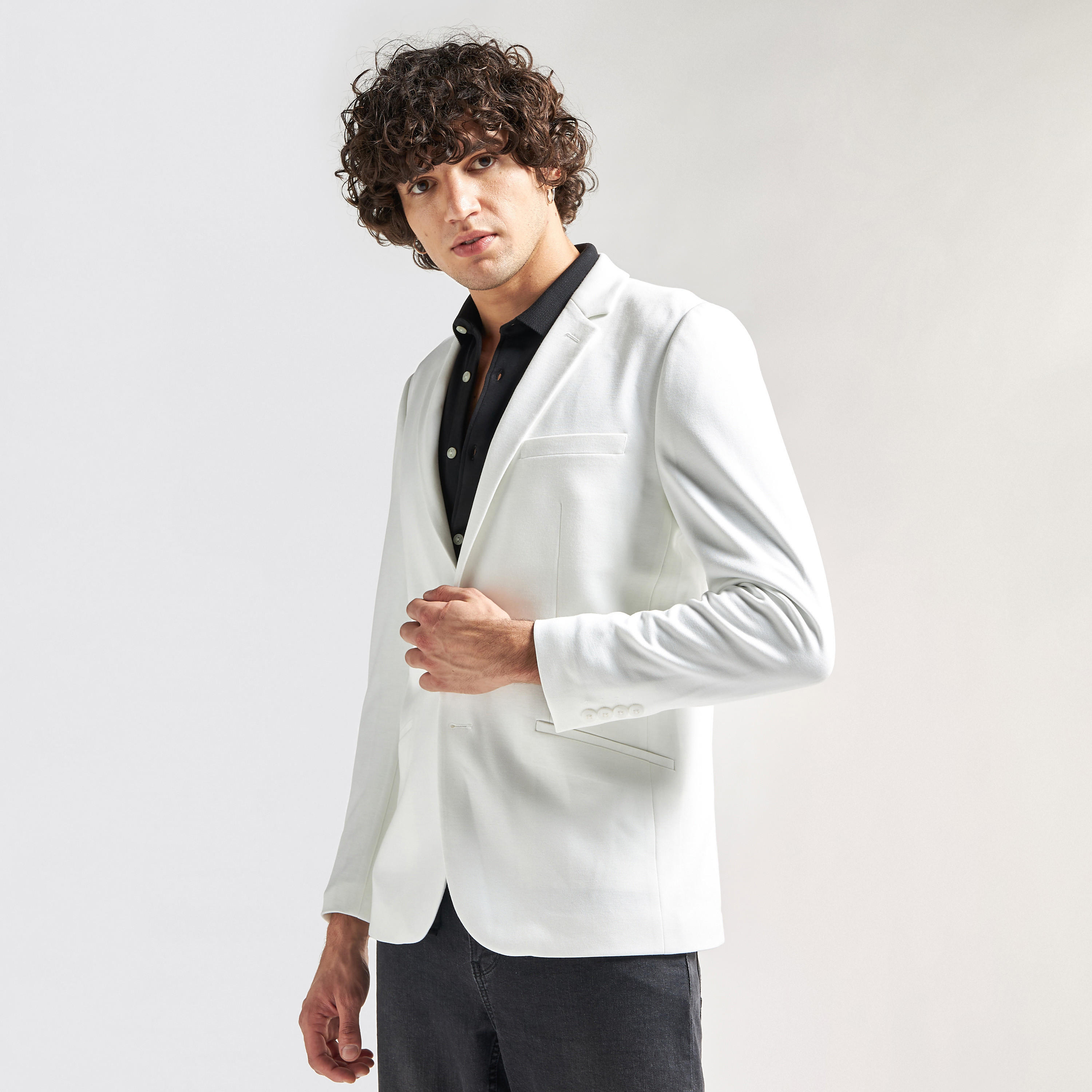 Solid Blazer with Notch Lapel and Long Sleeves-men-winterwear-jacketsandblazers-image-1
