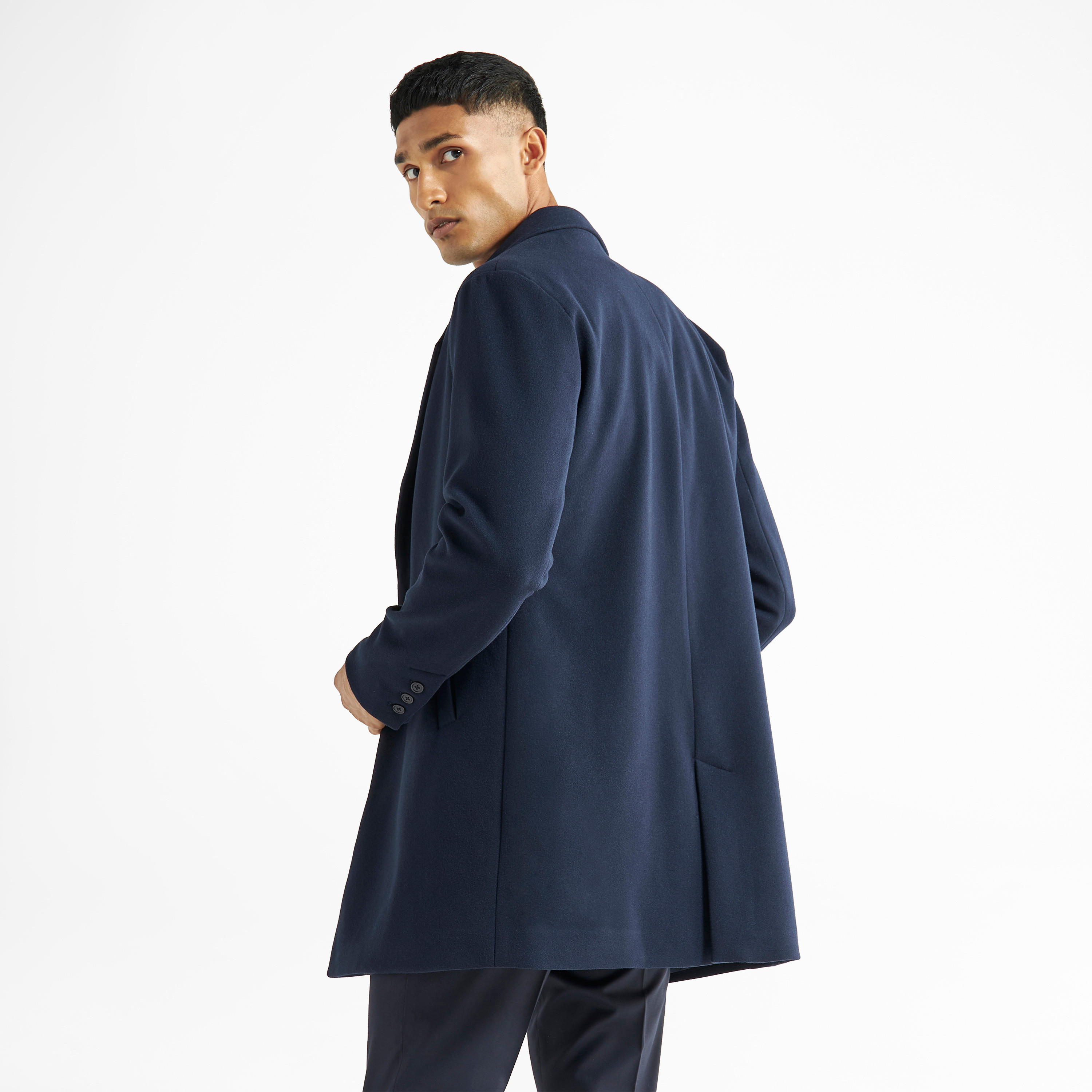 Solid Single Breasted Blazer with Long Sleeves and Pockets-men-winterwear-jacketsandblazers-image-3