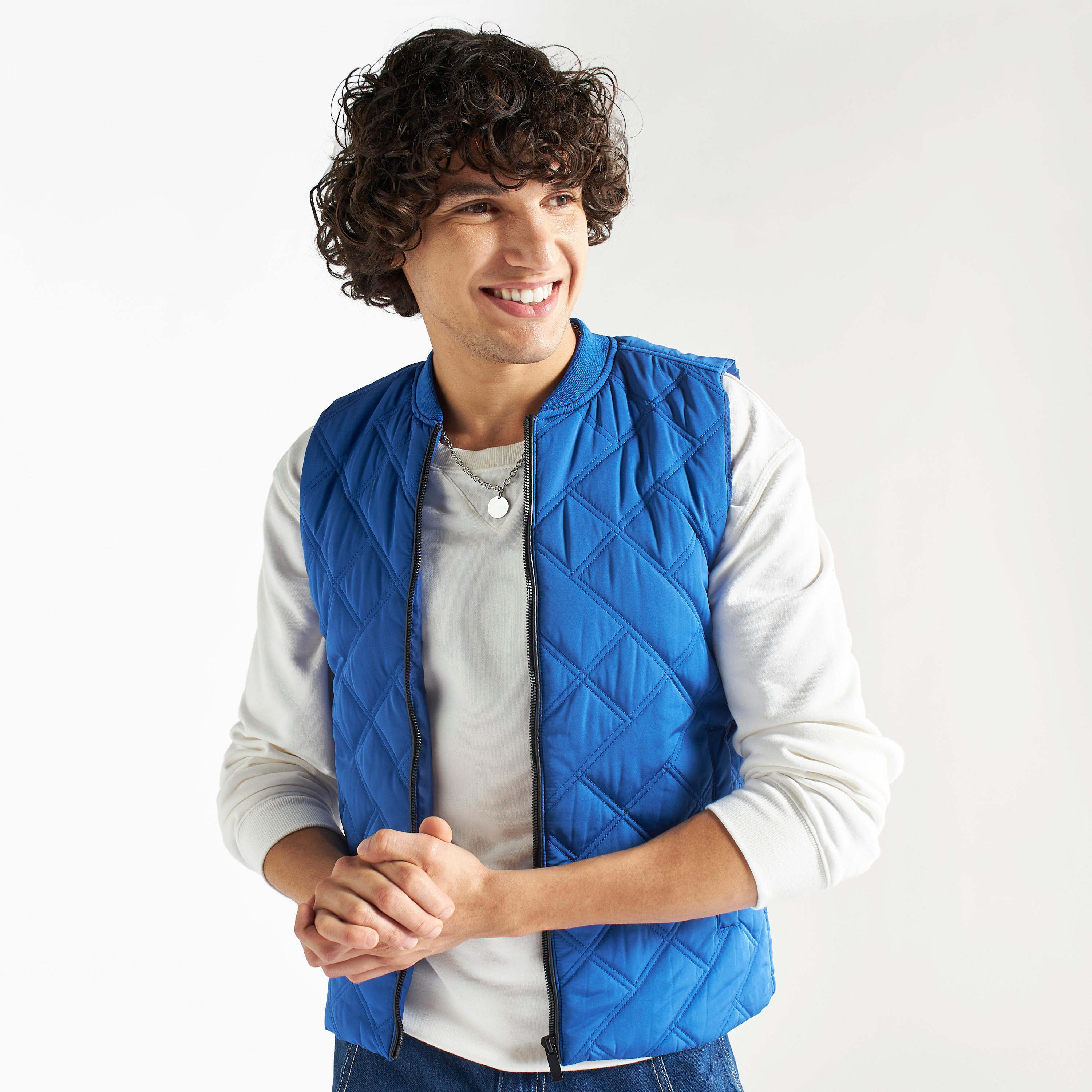 جاكيت مبطّن دون أكمام بسحّاب وجيوب-men-clothing-jacketsandblazers-jackets-image-4