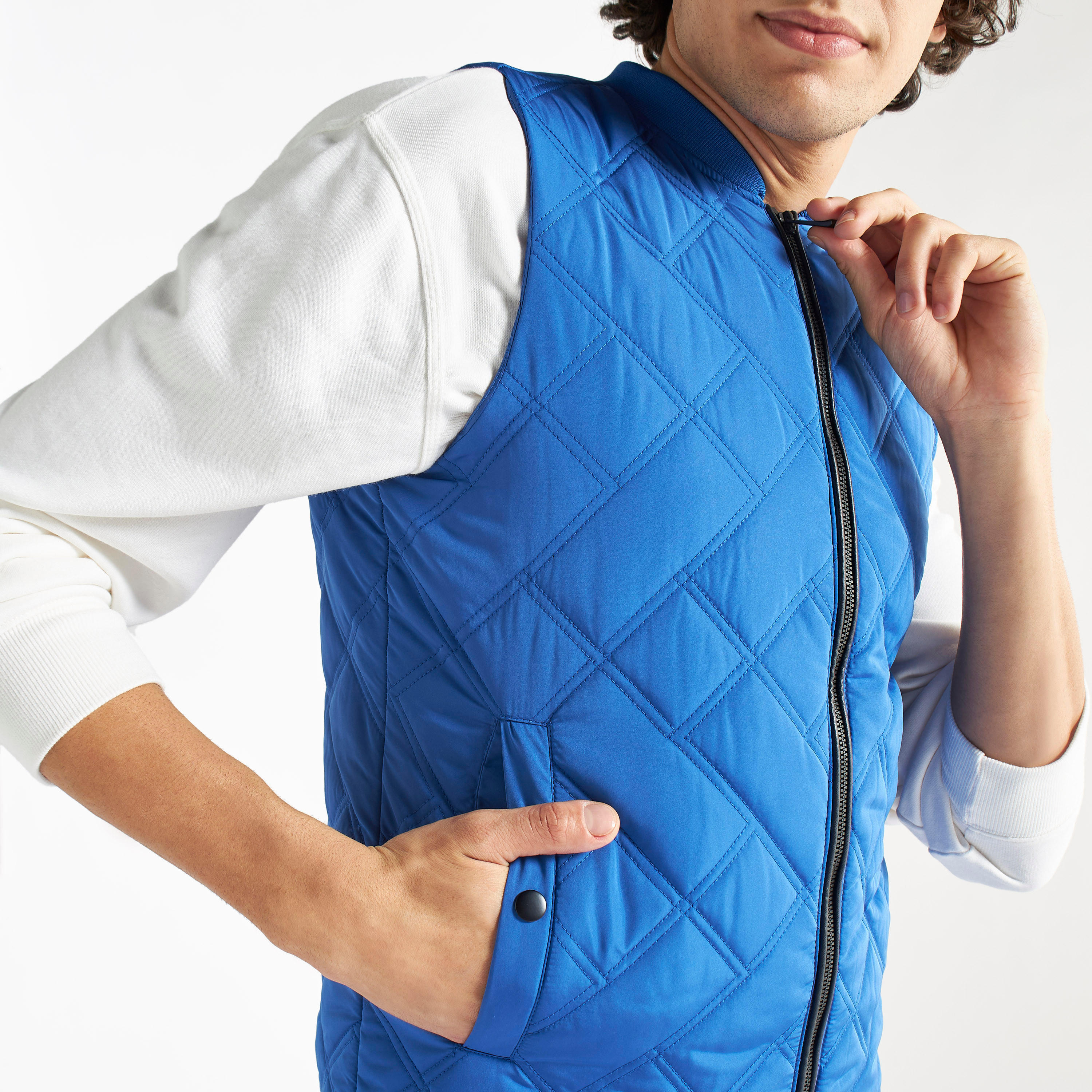 جاكيت مبطّن دون أكمام بسحّاب وجيوب-men-clothing-jacketsandblazers-jackets-image-1