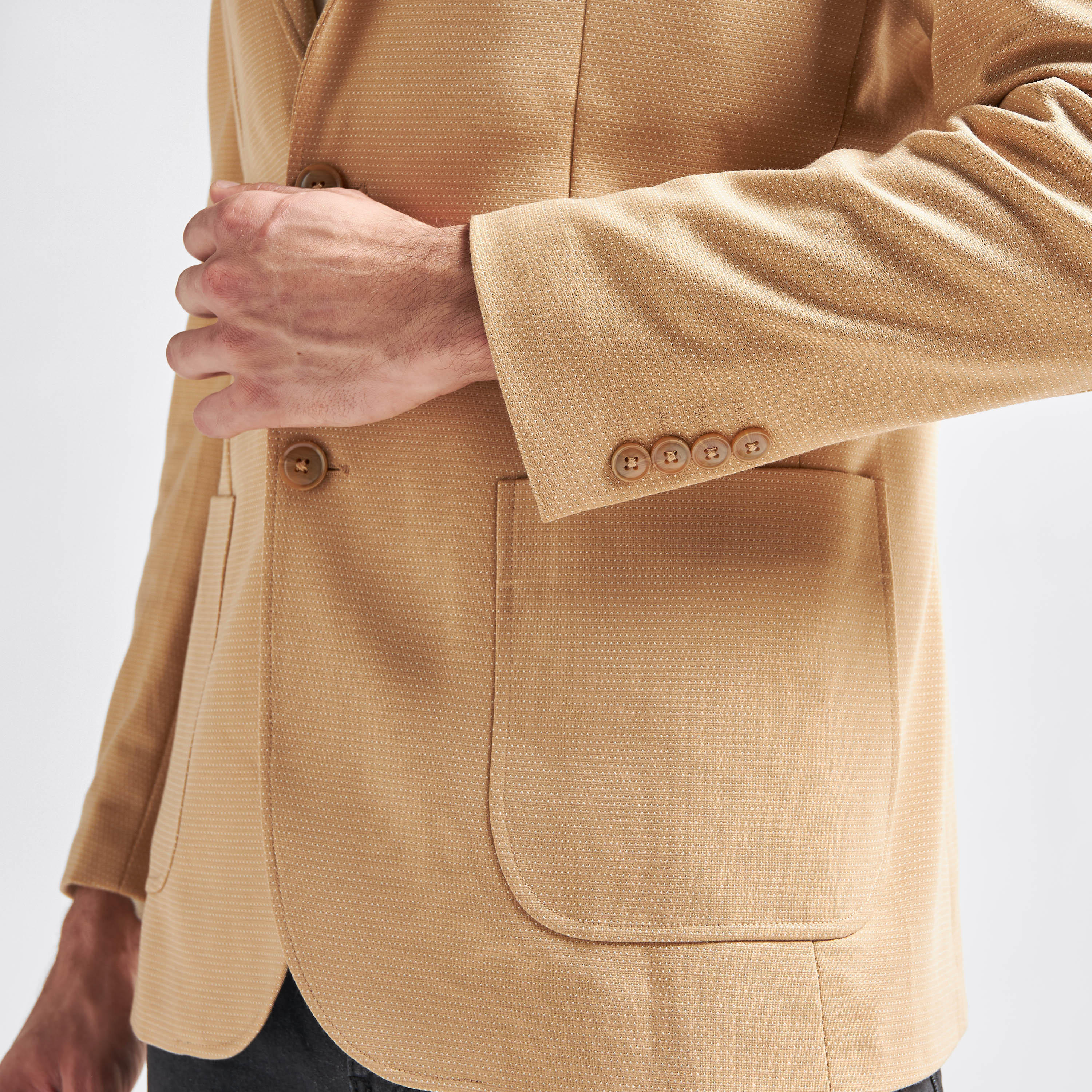 جاكيت بليزر بارز الملمس بياقة مطوية وأكمام طويلة-men-winterwear-jacketsandblazers-image-5