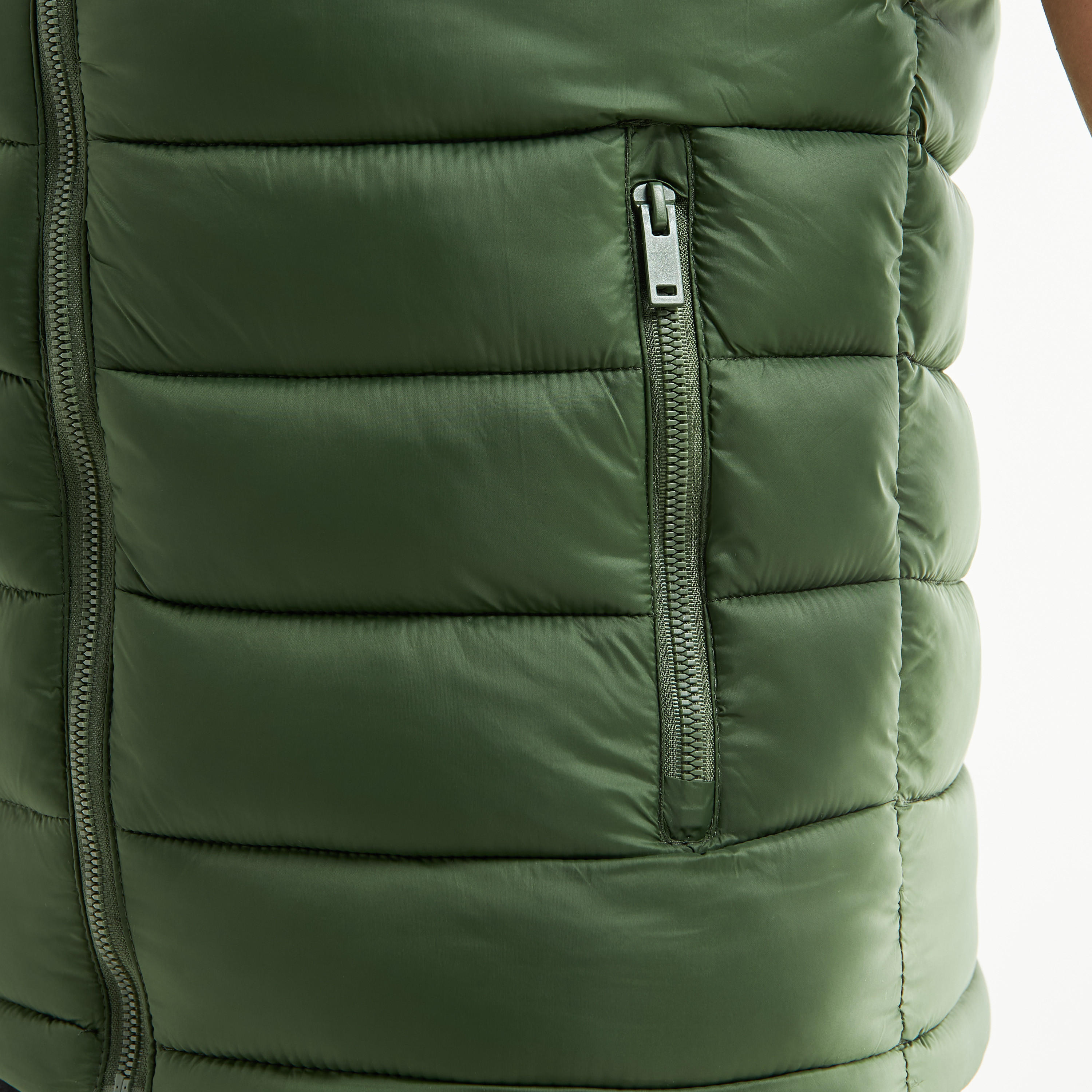 جاكيت مبطّن دون أكمام بسحّاب وجيوب-men-clothing-jacketsandblazers-jackets-image-1