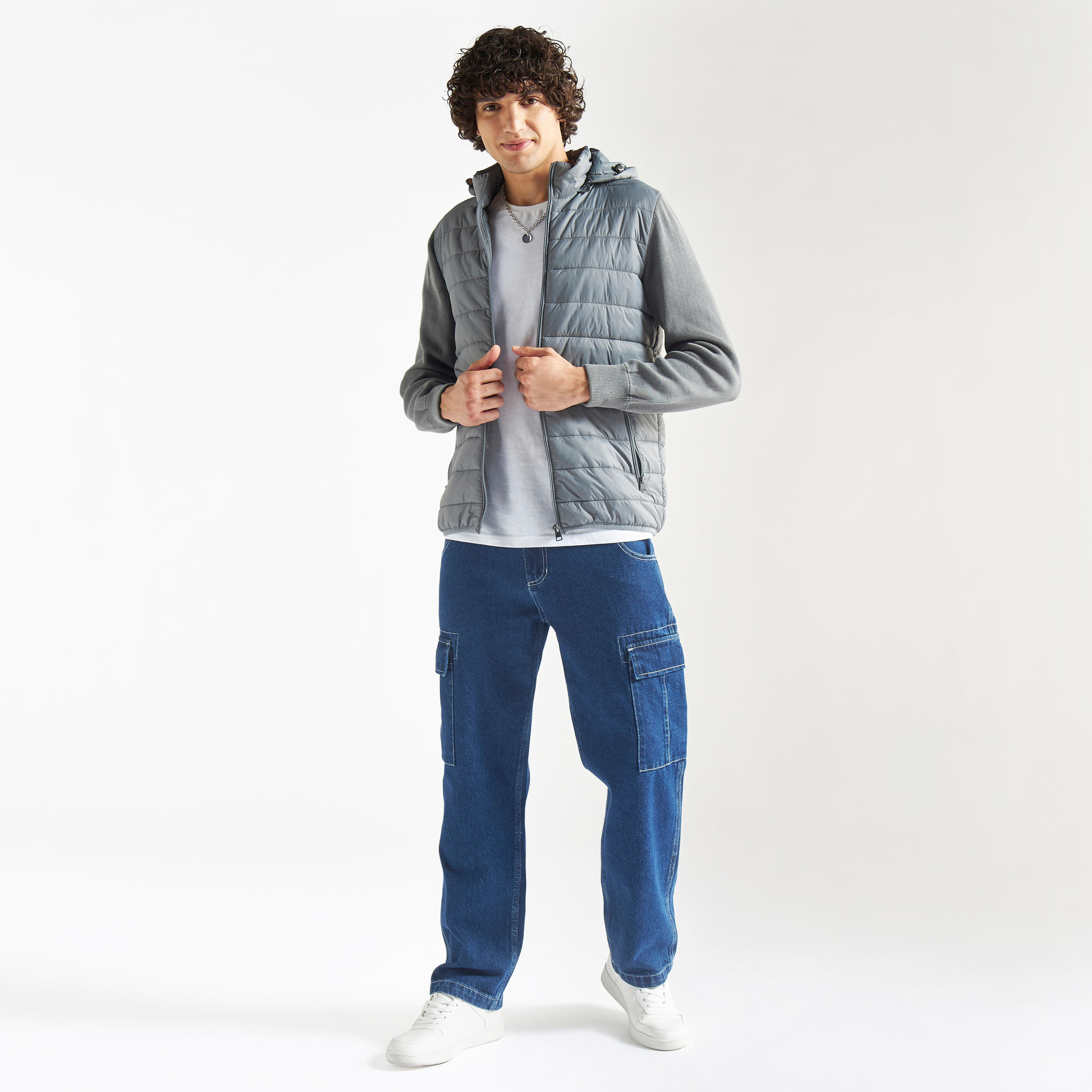 جاكيت بقبّعة وأكمام طويلة وسحاب وجيوب-men-clothing-jacketsandblazers-jackets-image-3