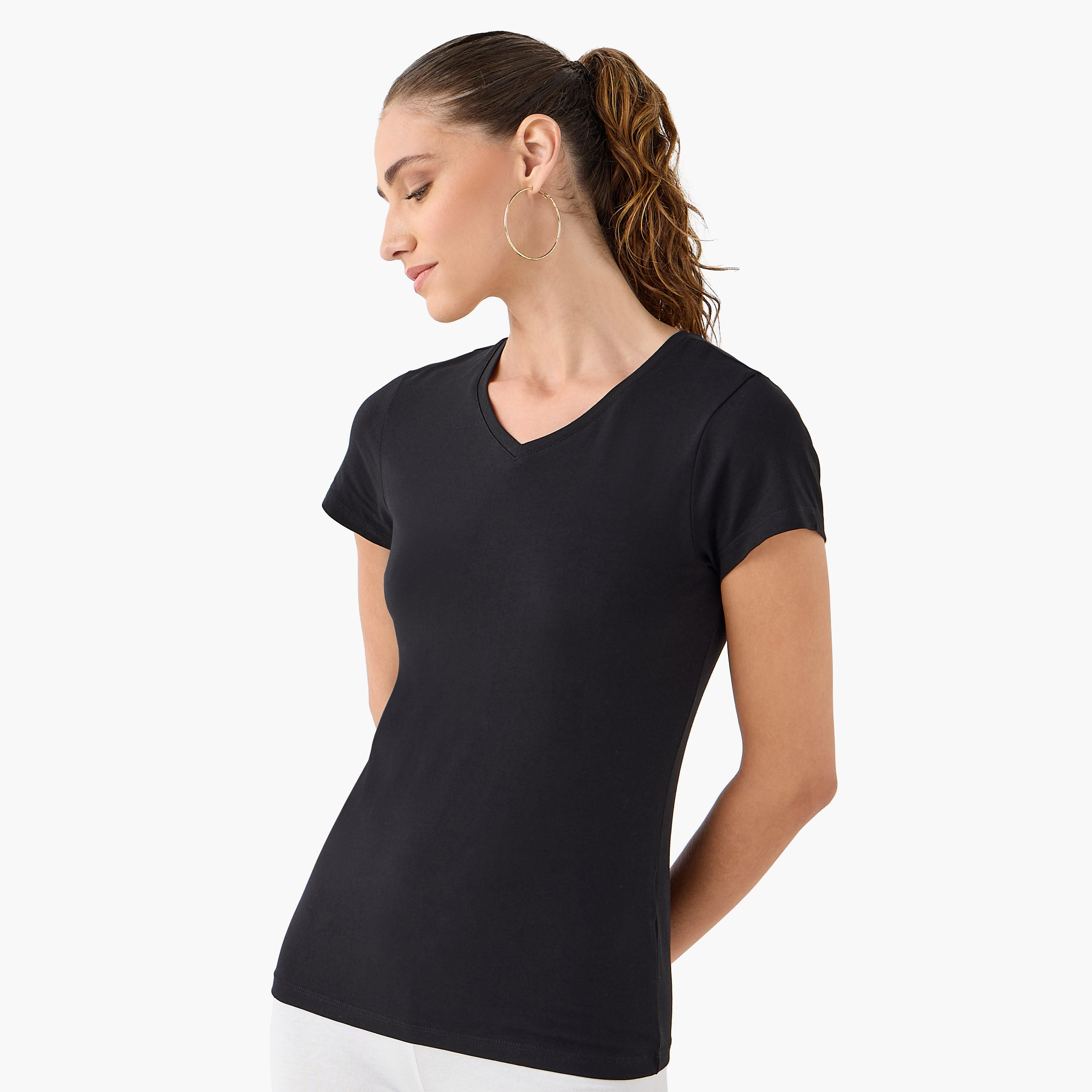 تيشيرت سادة بياقة V وأكمام كاب - عبوة من قطعتين-women-clothing-tshirts-image-4