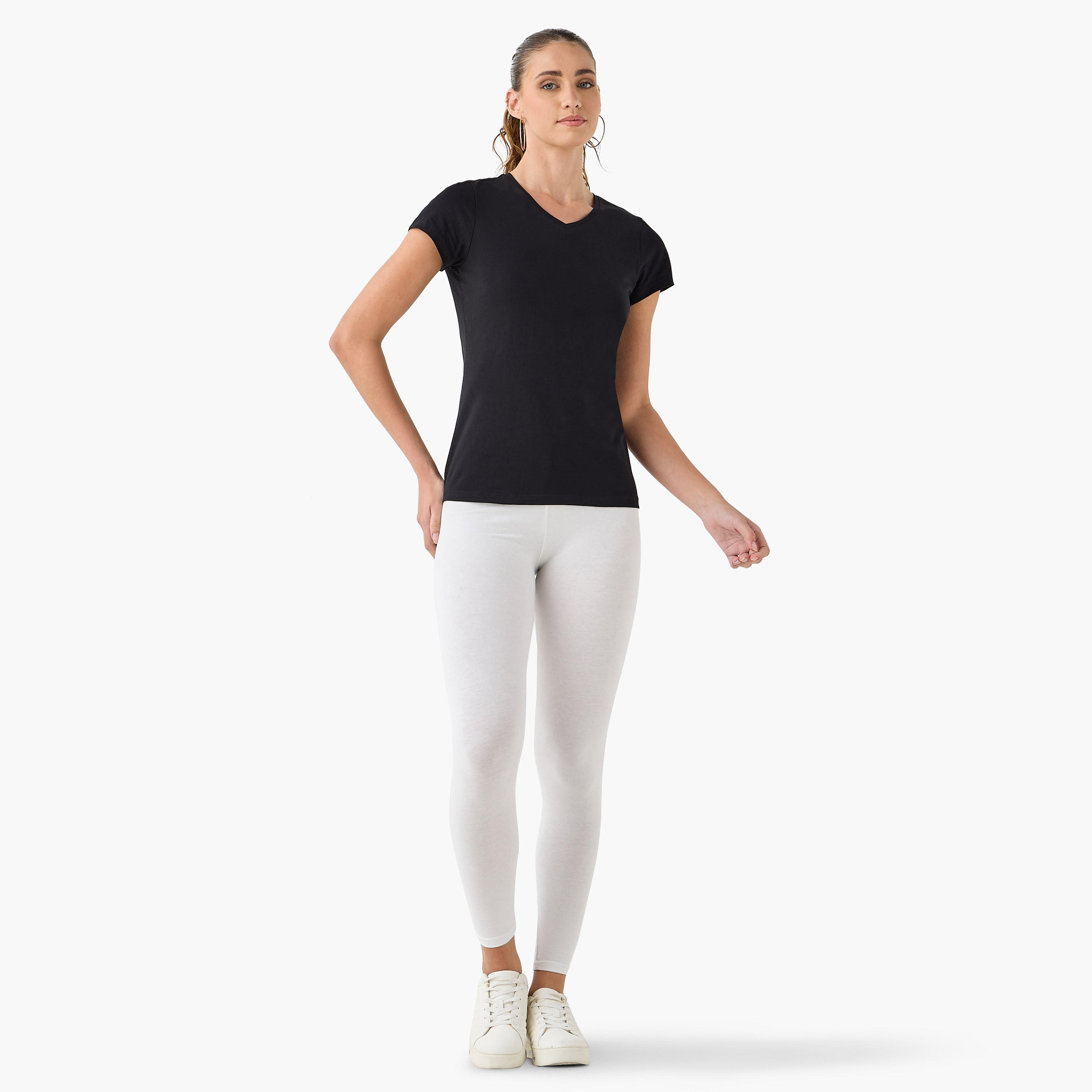 تيشيرت سادة بياقة V وأكمام كاب - عبوة من قطعتين-women-clothing-tshirts-image-7