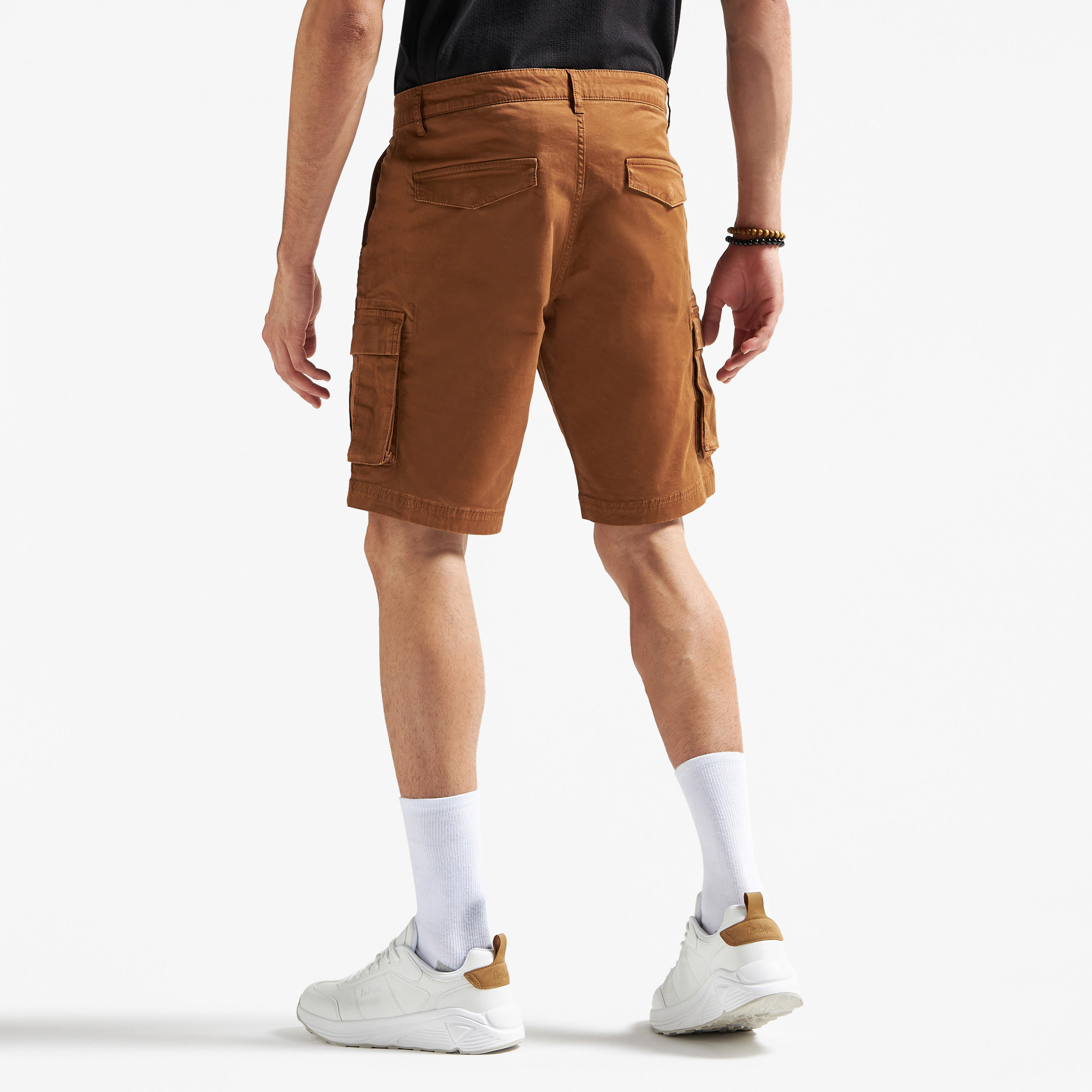 شورت كارجو سادة بجيوب-men-clothing-bottoms-shorts-image-2