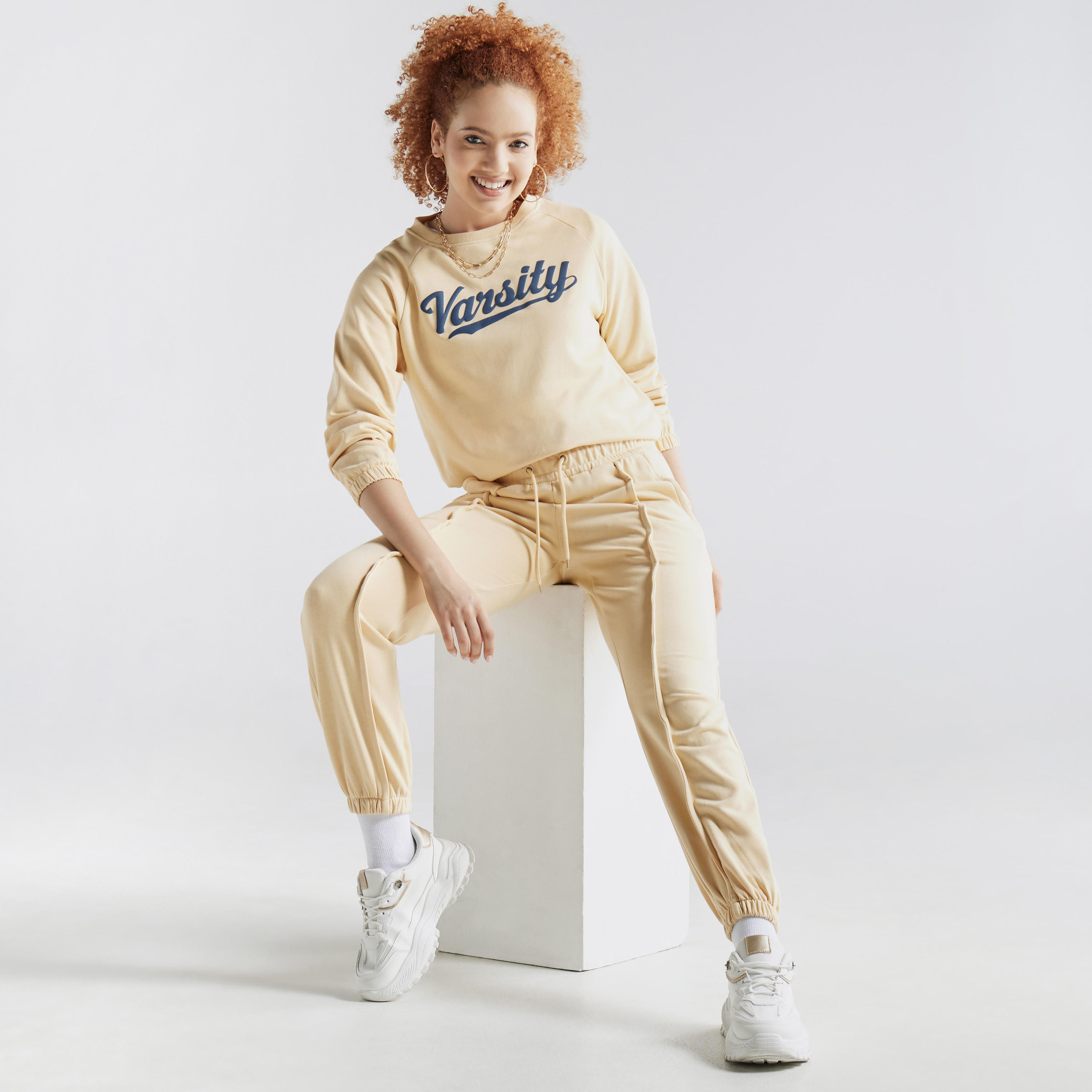 بنطلون رياضي سادة برباط إغلاق وجيوب-women-clothing-bottoms-joggers-image-2