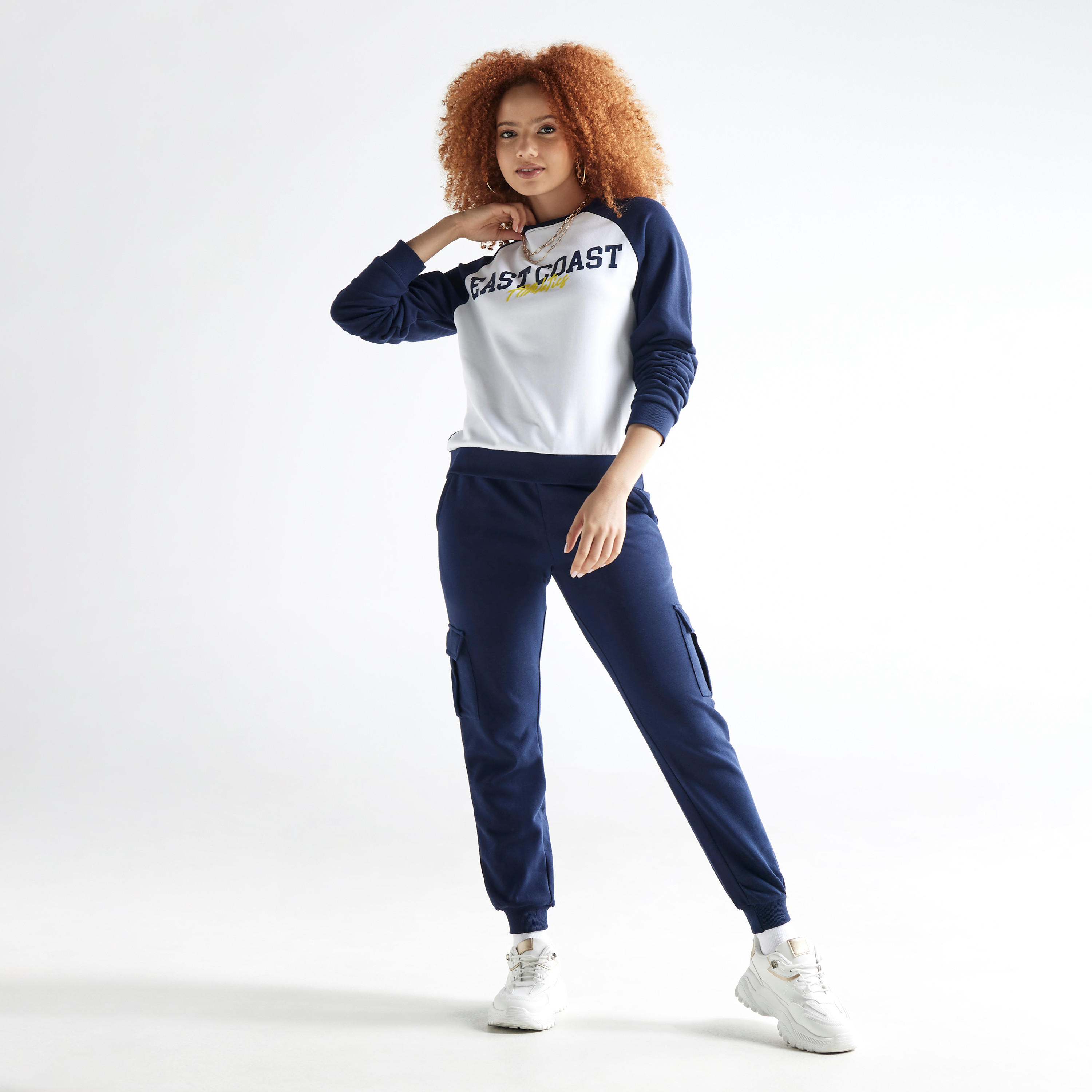 بنطلون رياضي سادة بخصر مرن وجيوب-women-clothing-bottoms-joggers-image-2