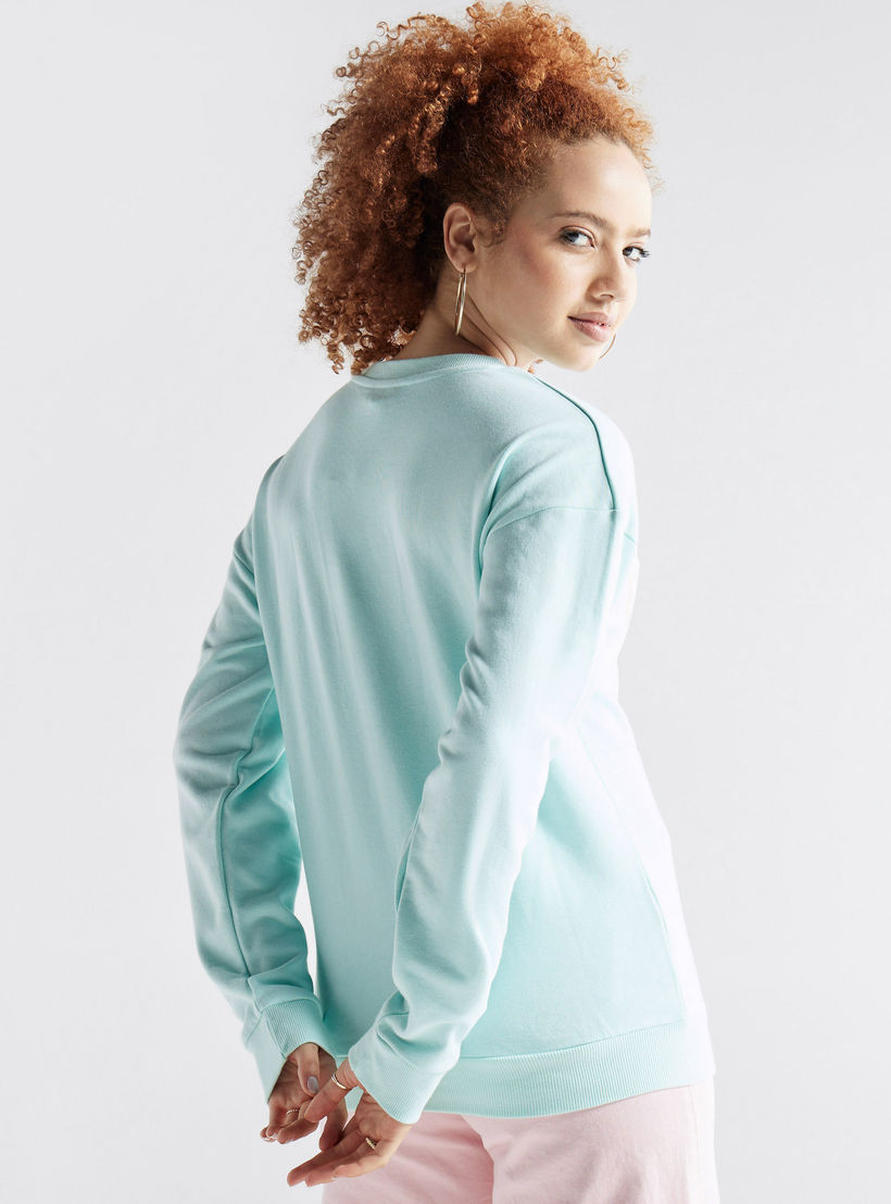 سويت شيرت بأكمام طويلة وطبعات-women-winterwear-hoodiesandsweatshirts-sweatshirts-image-2
